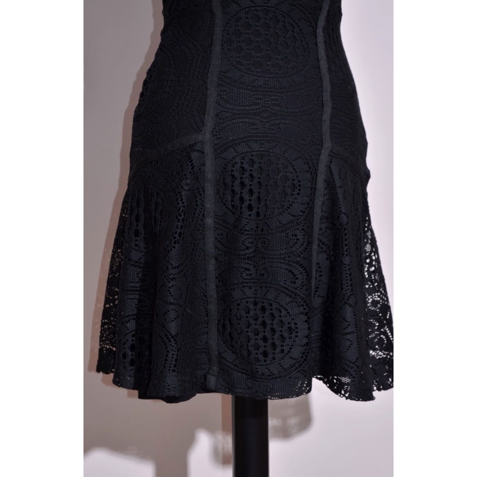 Desigual Desigual bu Lacroix Women's Black Lace Dress Sleeveless Lined Size M Dress Women's Black Lace Sleeveless Lined M Size M / US 6-8 / IT 42-44 - 4 Thumbnail