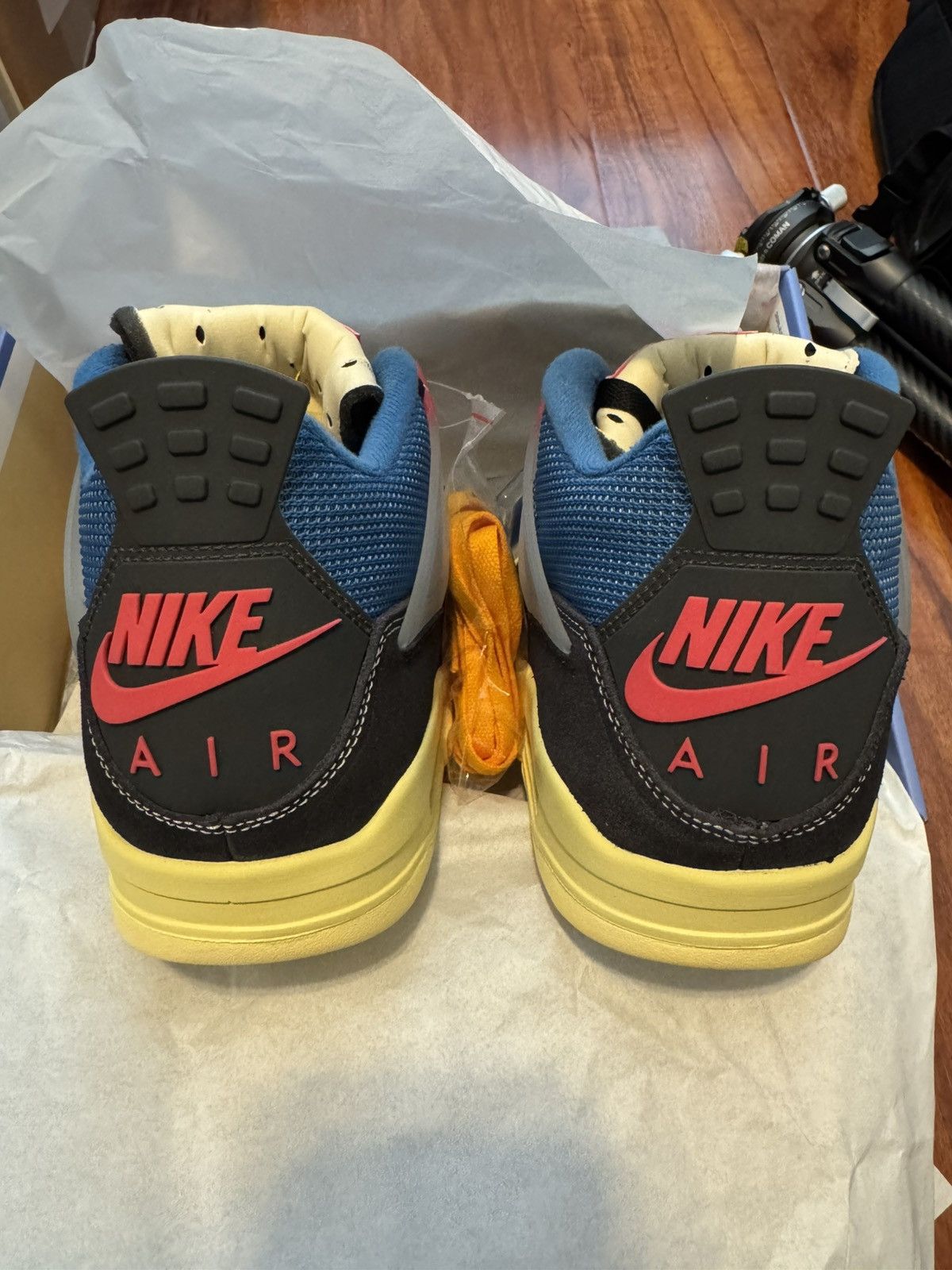 Jordan Brand × Union LA UNION x JORDAN 4 OFF NOIR Size US 9 / EU 42 - 3 Thumbnail