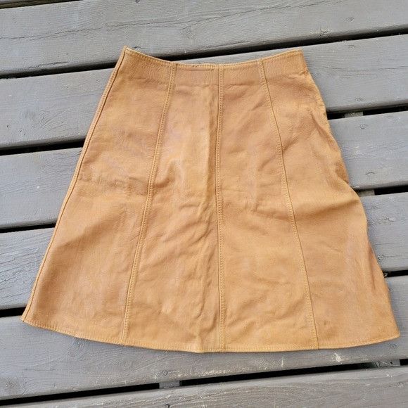 Handmade × Vintage Vintage 70s Western Boho Camel Tan Honey Leather skirt Size 27" / US 4 / IT 40 - 2 Thumbnail