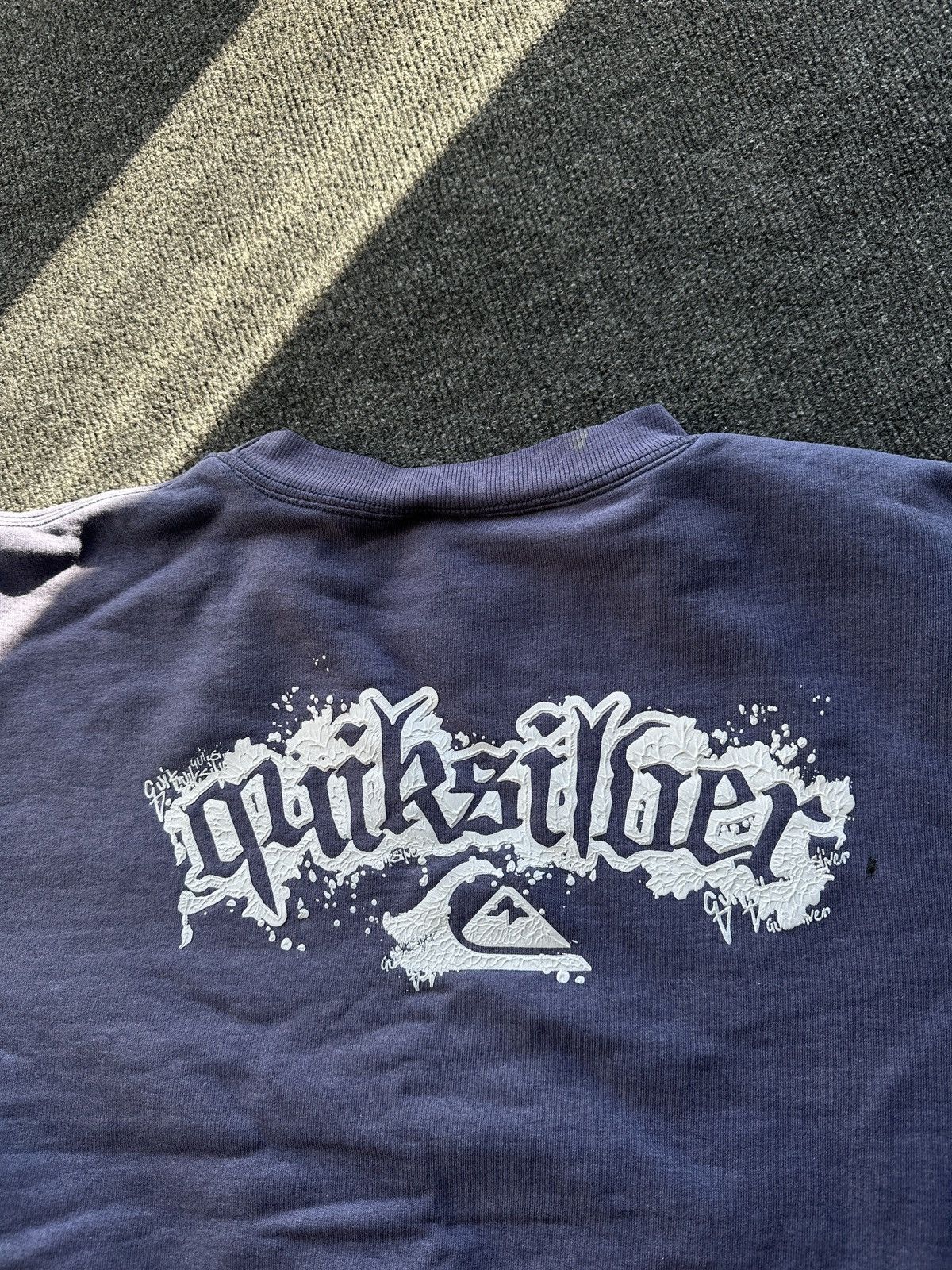 Quiksilver ARCHIVE🚨 VNTG QUIKSILVER DISTRESSED BIG 3D LOGO SWEATSHIRT Size US L / EU 52-54 / 3 - 16 Thumbnail