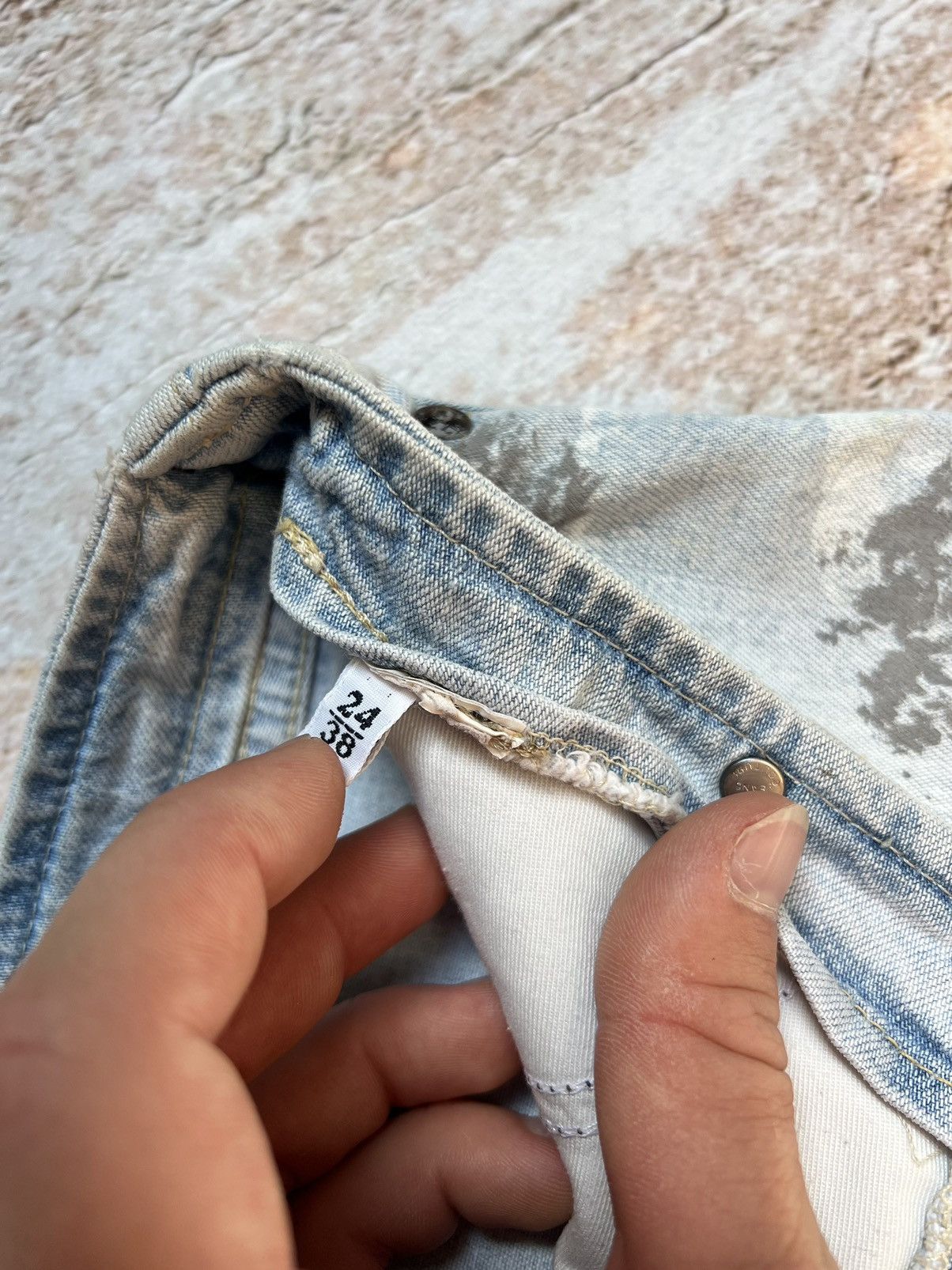 Versace Jeans Couture Versace jeans couture vintage painted denim mini skirt Size 28" / US 6 / IT 42 - 6 Thumbnail