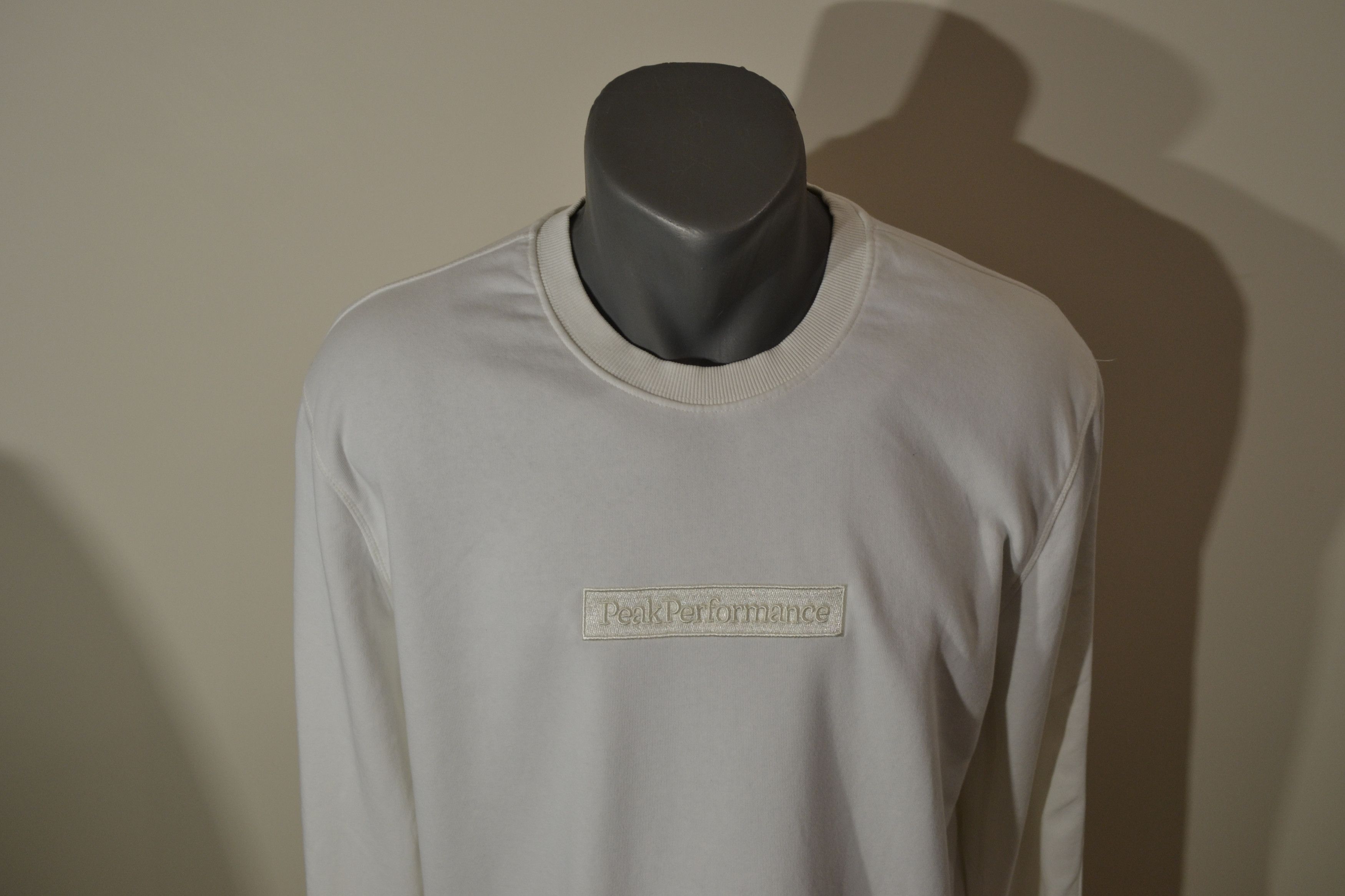 Peak Performance Peak Performance M Ease Crew Pullover – White Sweatshirt Size US XL / EU 56 / 4 - 3 Thumbnail