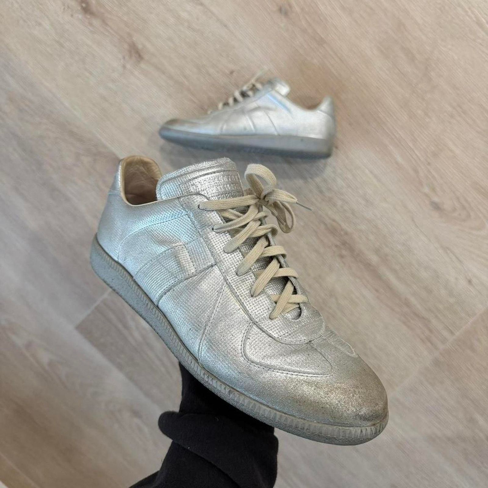 Maison Margiela Maison Margiela Replica GAT Silver Metallic Sneakers Size US 10 / EU 43 - 1 Thumbnail