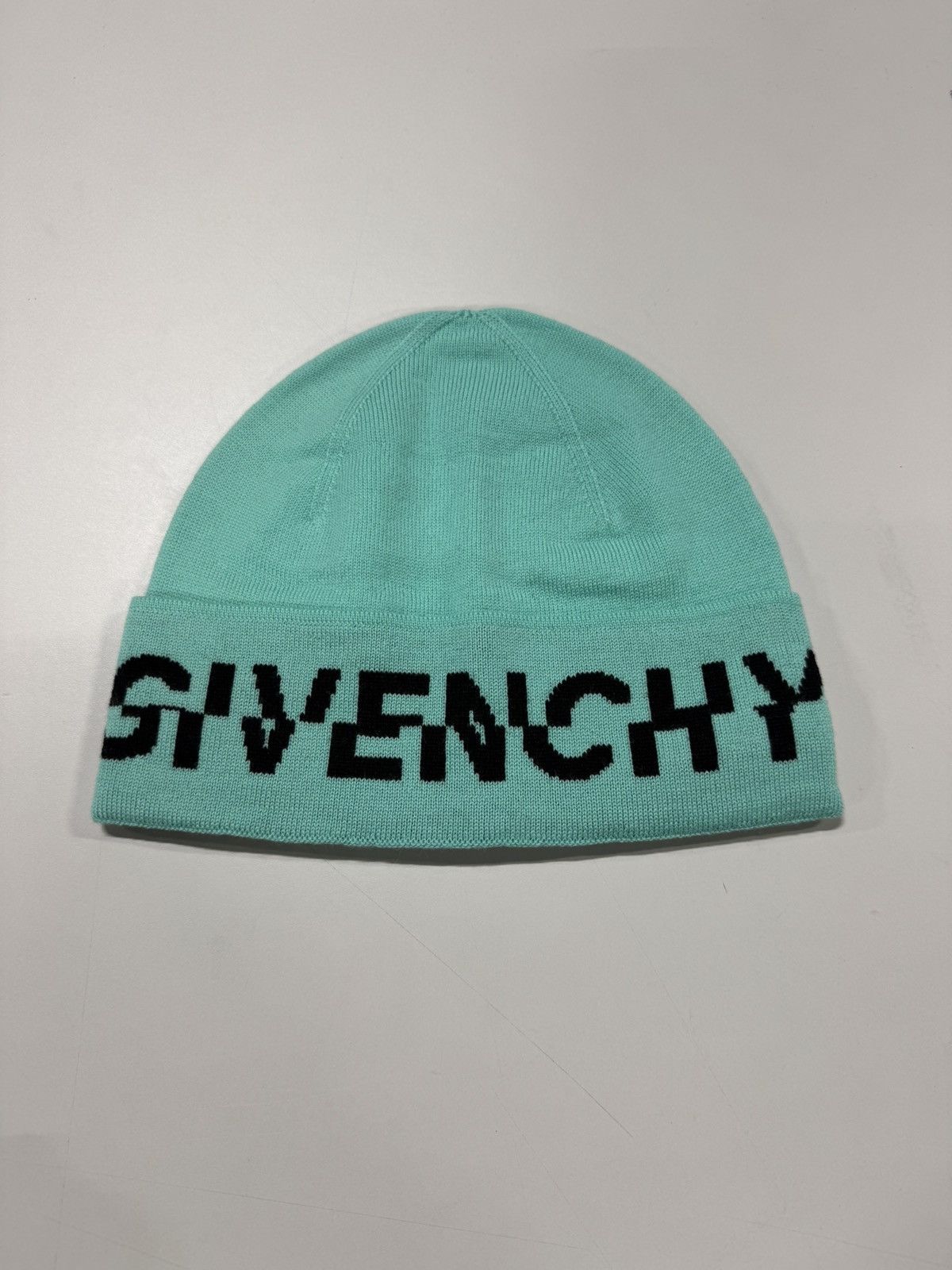 Givenchy Givenchy Logo Beanie NEW 450$ Size ONE SIZE - 1 Thumbnail