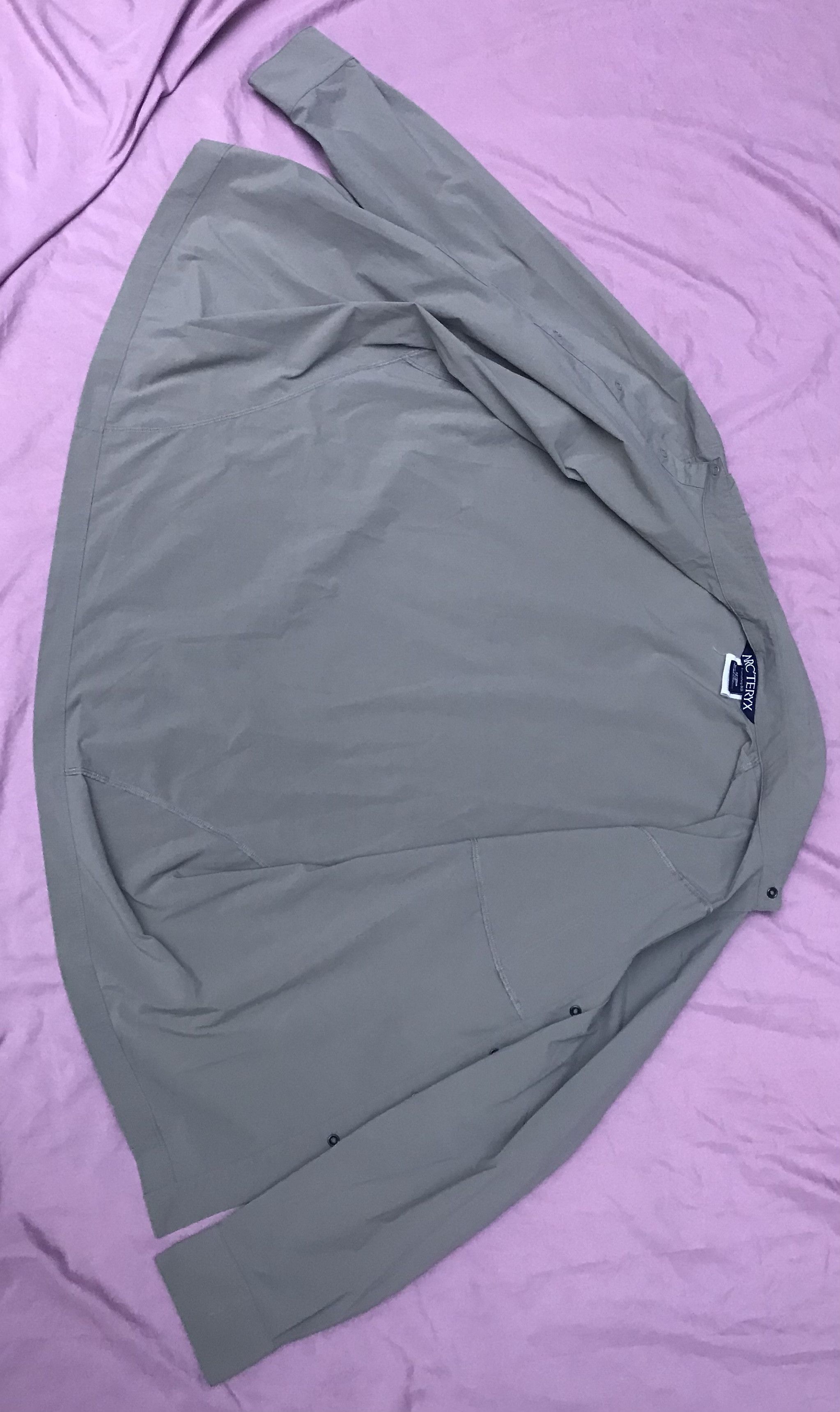 Arc'teryx Arc'teryx technical button up/ light jacket Size US L / EU 52-54 / 3 - 6 Thumbnail