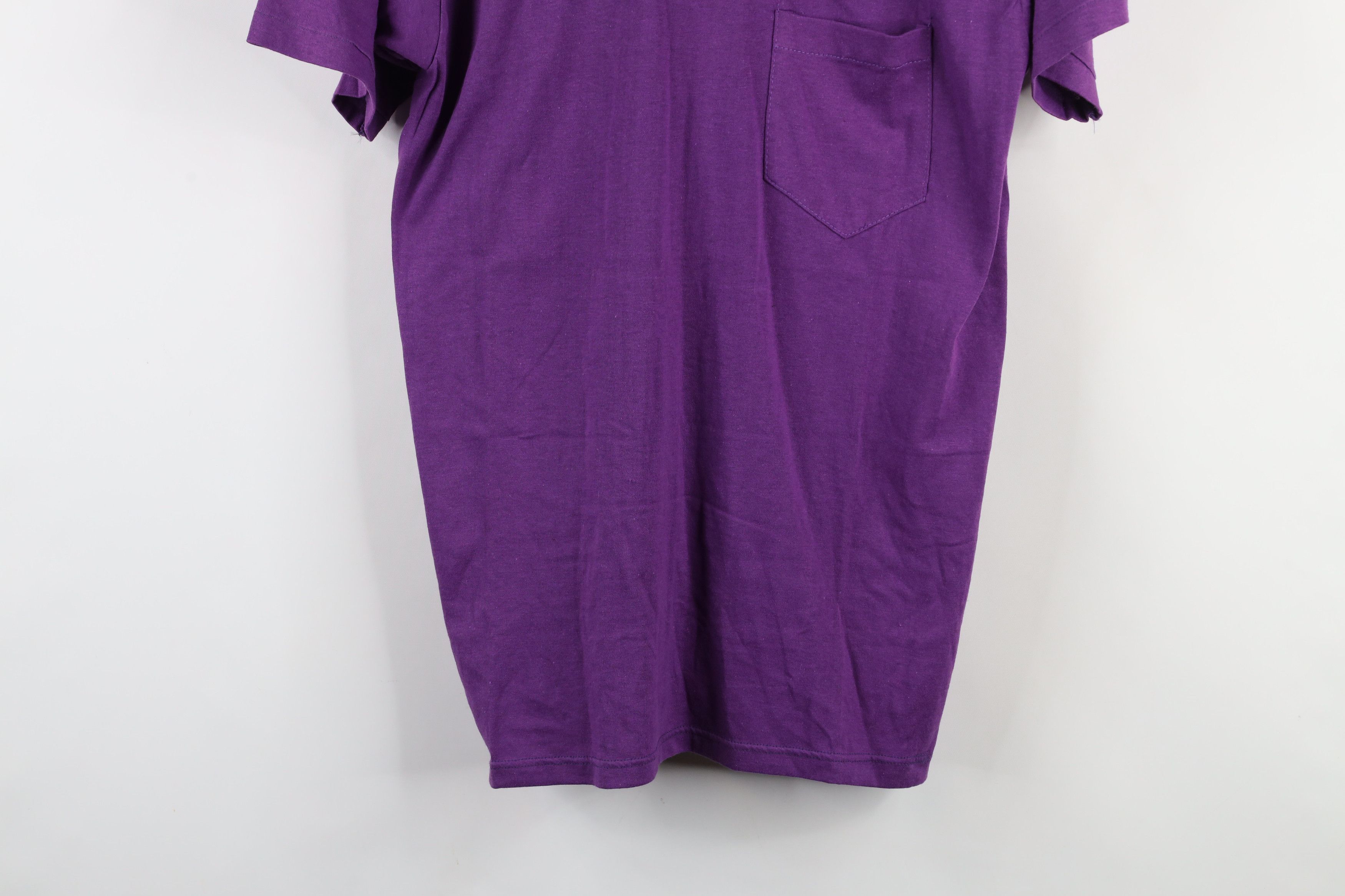 Vintage Vintage 70s Streetwear Short Sleeve T-Shirt Purple USA Size US L / EU 52-54 / 3 - 3 Thumbnail
