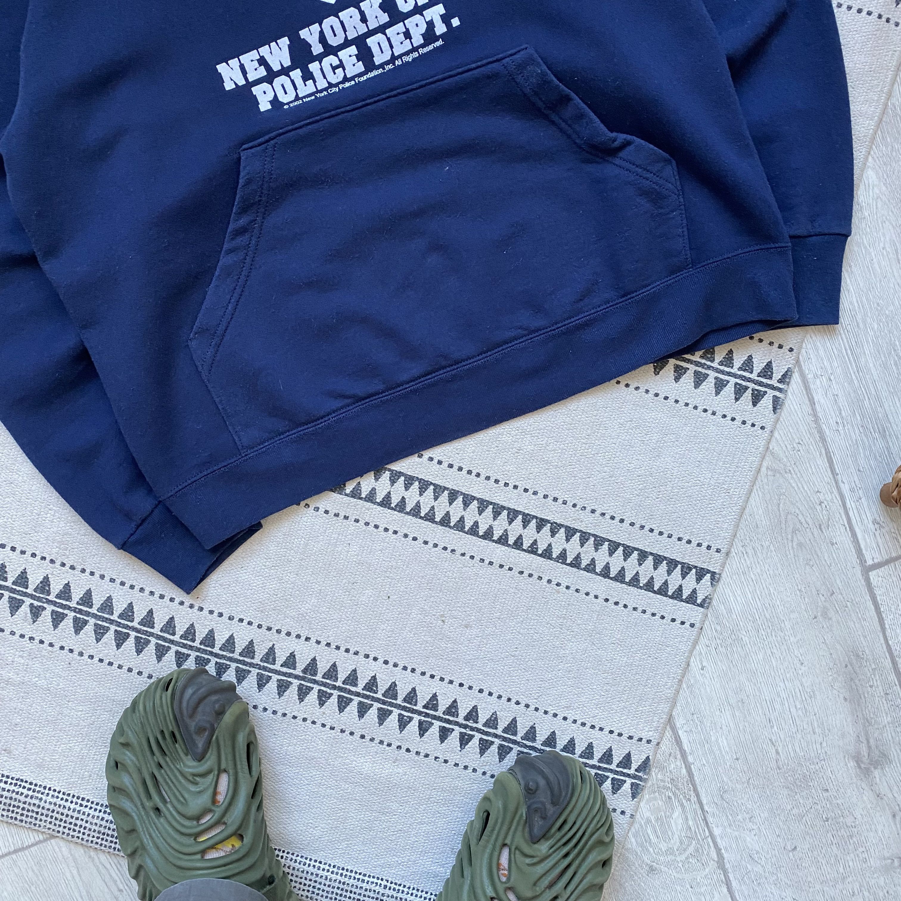 Hanes 🚔 Vintage 90s NYPD hoodie USA New York police official merh Size US M / EU 48-50 / 2 - 3 Thumbnail