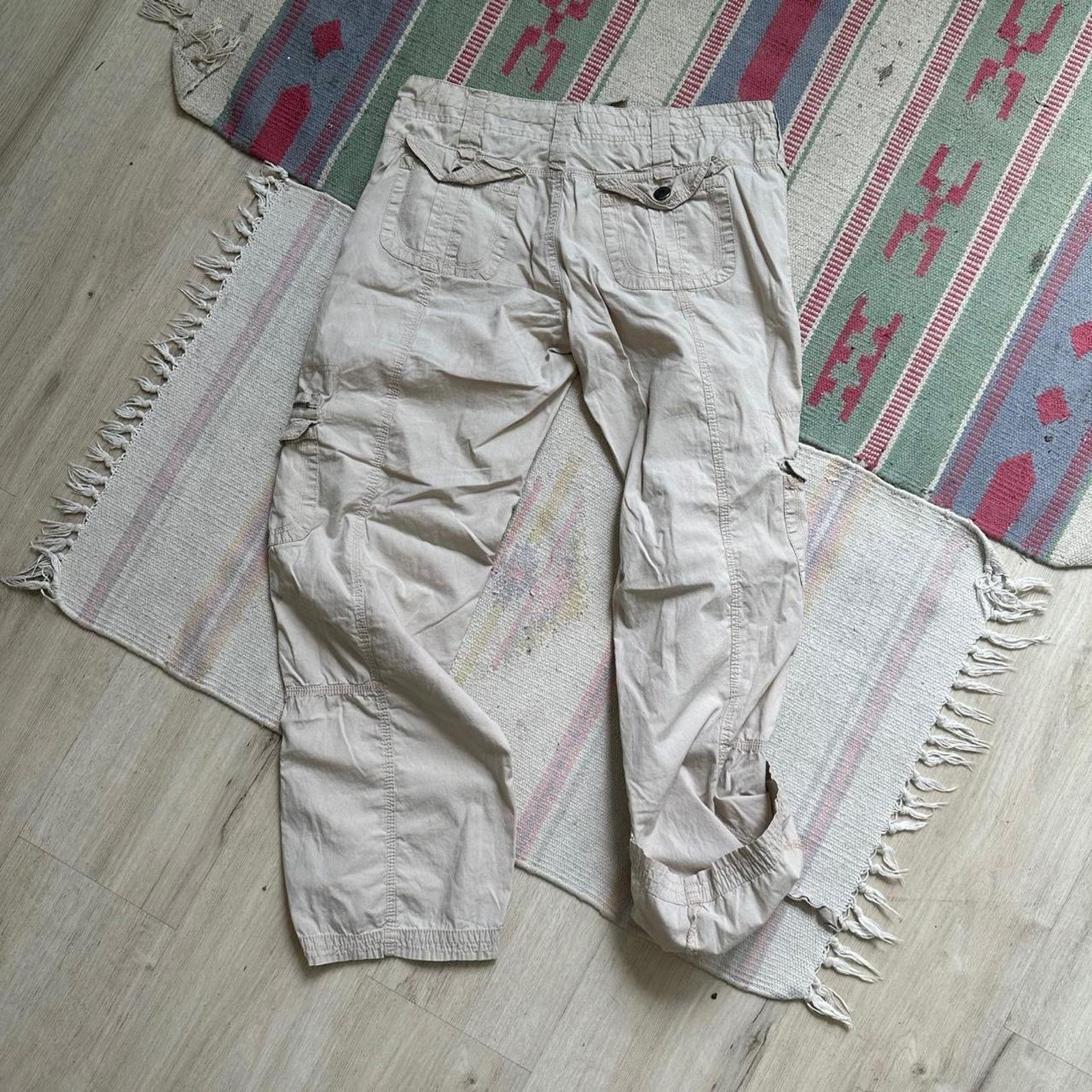 Vintage Vintage Y2K Tan Khaki Max Rave Cargo Utility Capris Pants Size 30" / US 8 / IT 44 - 8 Thumbnail