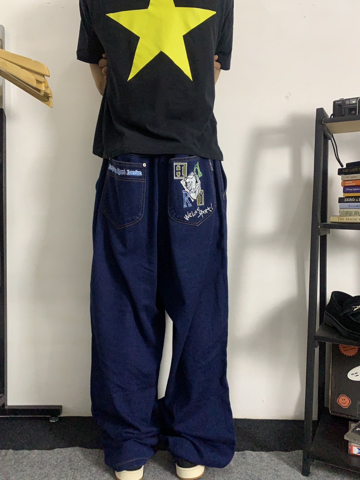 Hardy Amies Rare Dark Blue 'Hardy Amies Sport' Y2K Baggy Fit Longpants Size US 34 / EU 50 - 4 Thumbnail