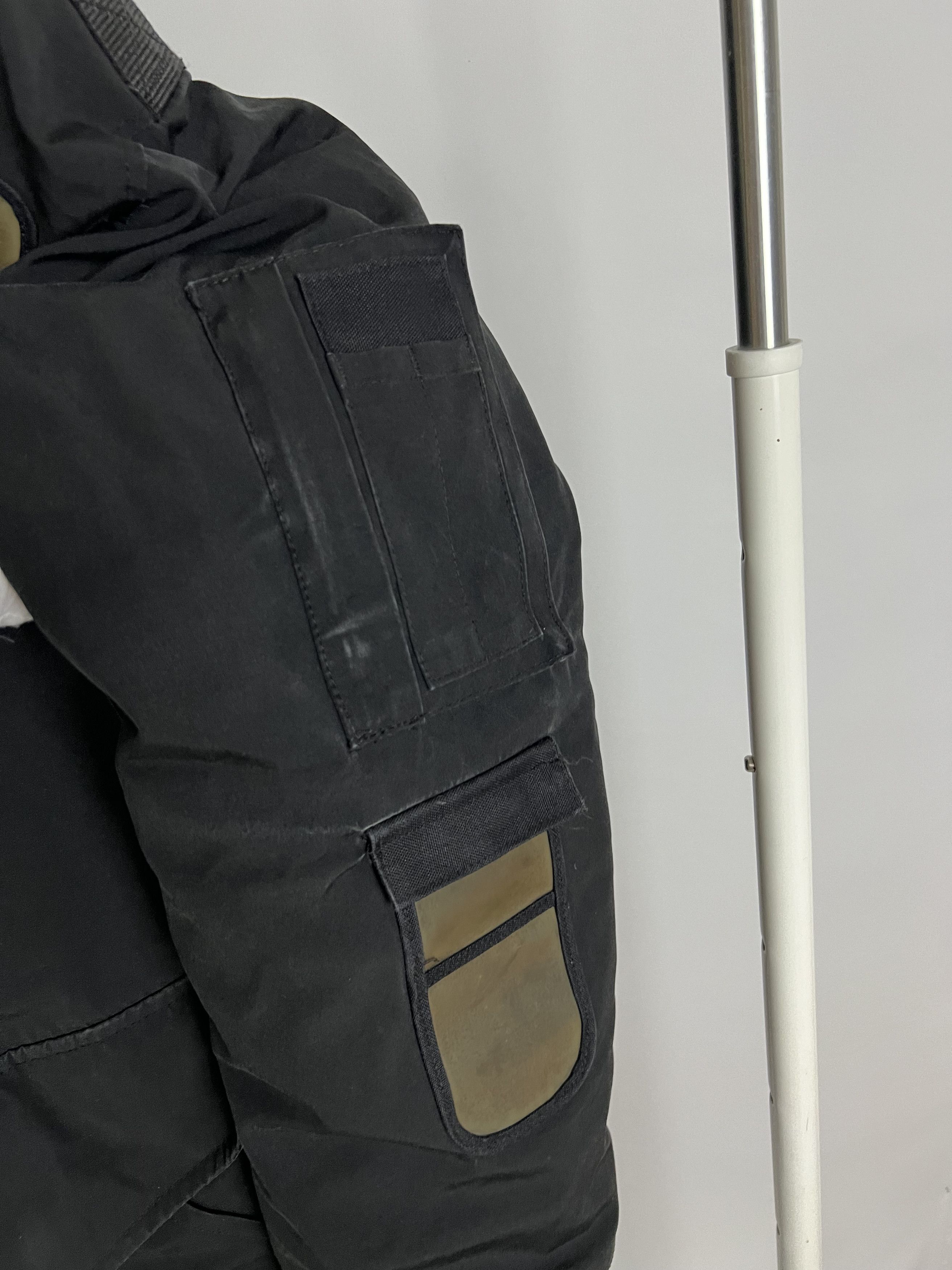 Canada Goose canada goose resolute puffer parka size L luxury Size US L / EU 52-54 / 3 - 2 Thumbnail