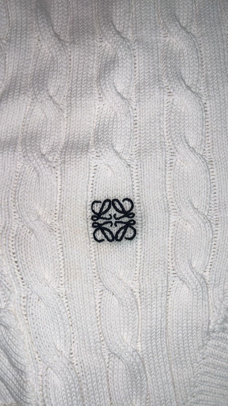 Loewe LOEWE woollen sweater Size XS / US 0-2 / IT 36-38 - 2 Thumbnail