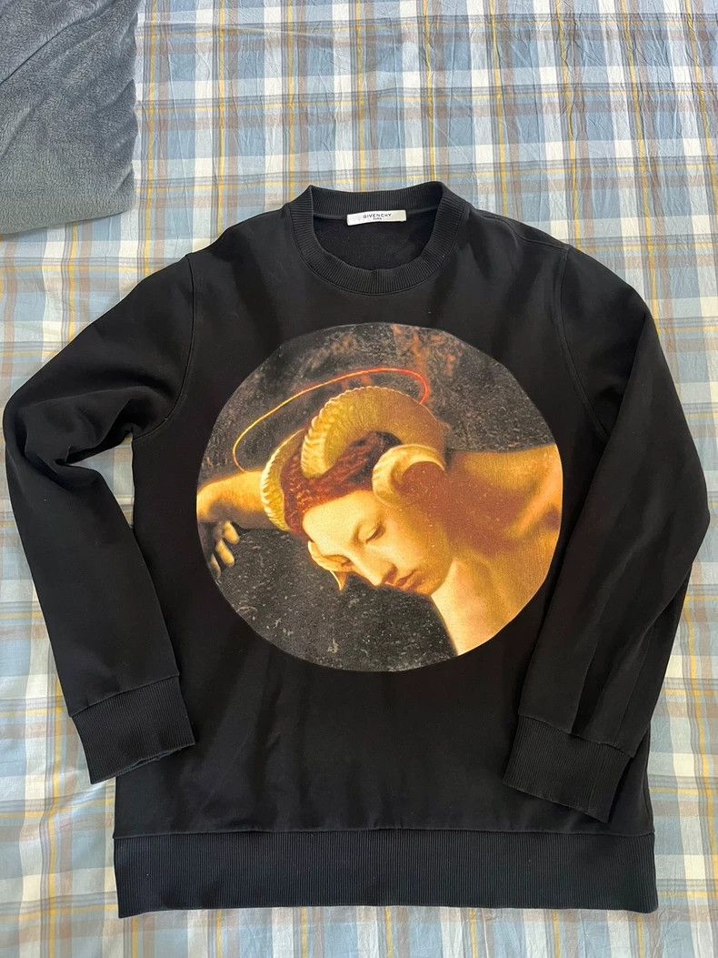 Givenchy Givenchy Hoodie, Size L Size US L / EU 52-54 / 3 - 1 Thumbnail