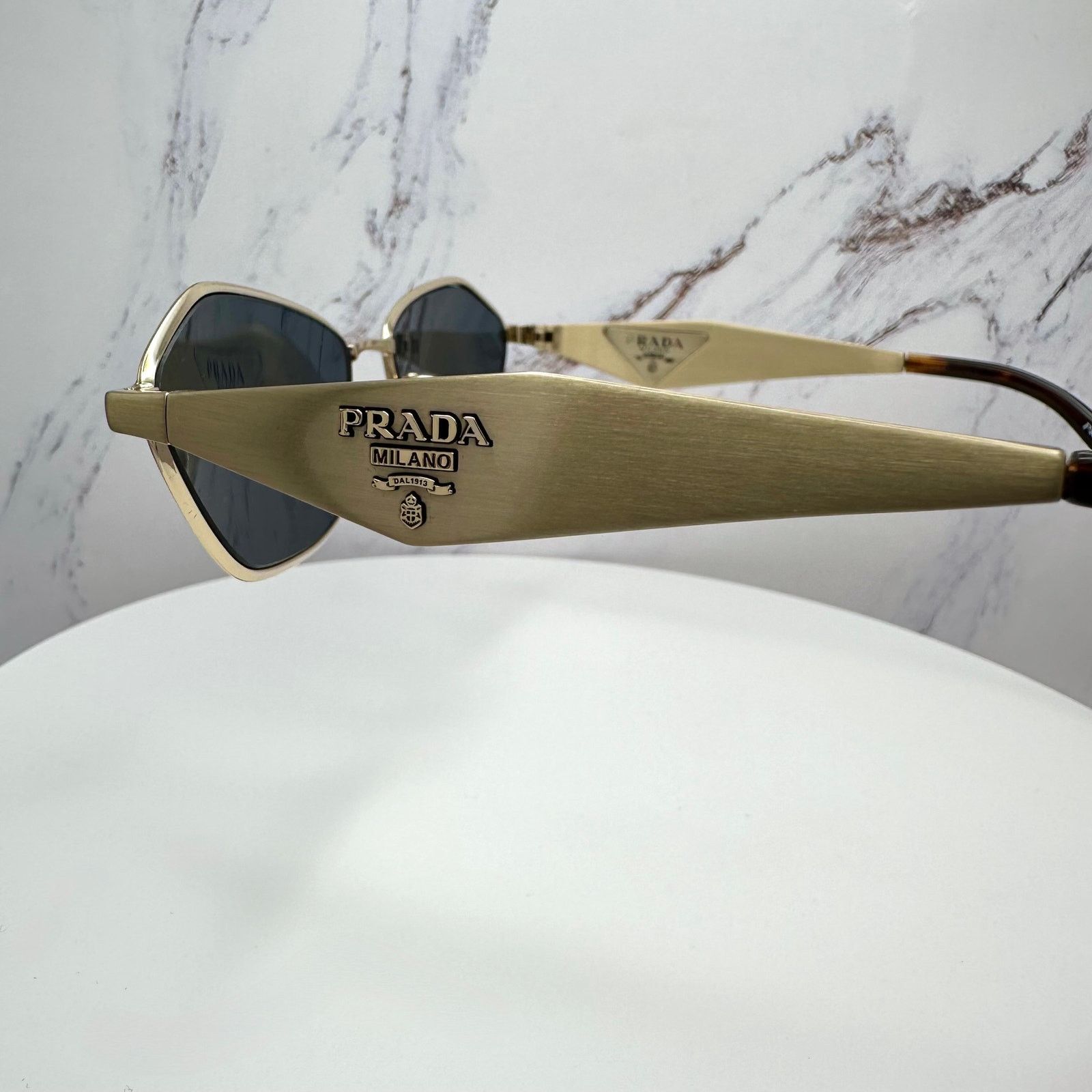 Prada New PRADA Sunglasses Gold Metal 3D Logo Aviator Size ONE SIZE - 10 Thumbnail