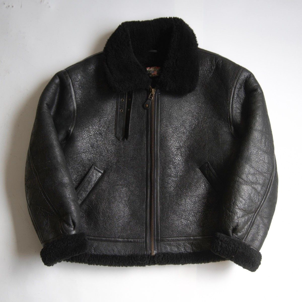 Vintage WIND ARMOR B-3 Shearling Bomber Jacket Size 3L Size US XL / EU 56 / 4 - 1 Thumbnail