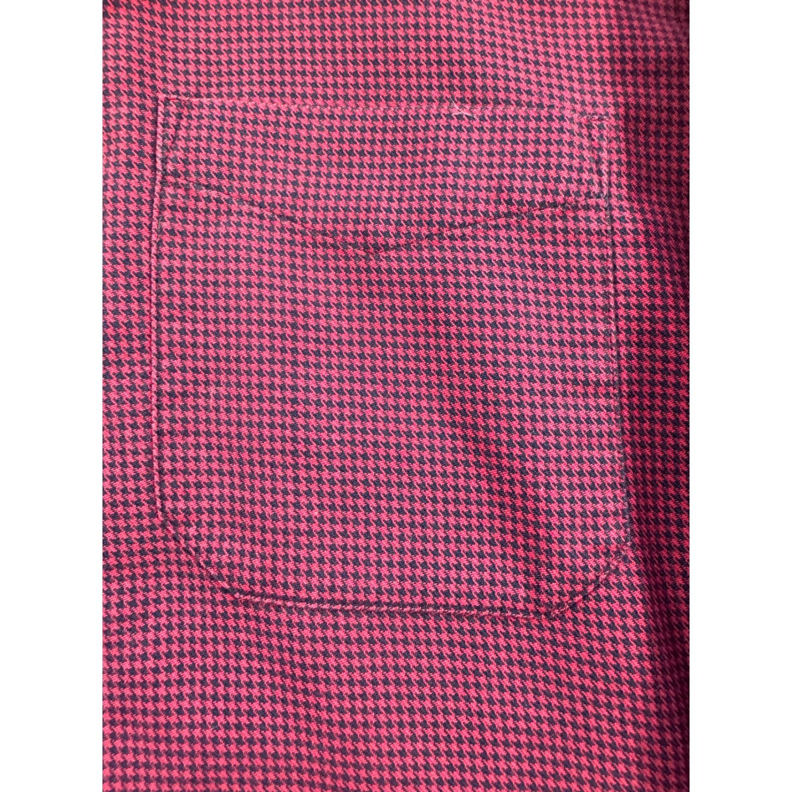 Vintage L.L. Bean Long Sleeve Button-Up Mens Large Red 1968 Geometric Pattern Cotton Shirt Size US L / EU 52-54 / 3 - 3 Thumbnail