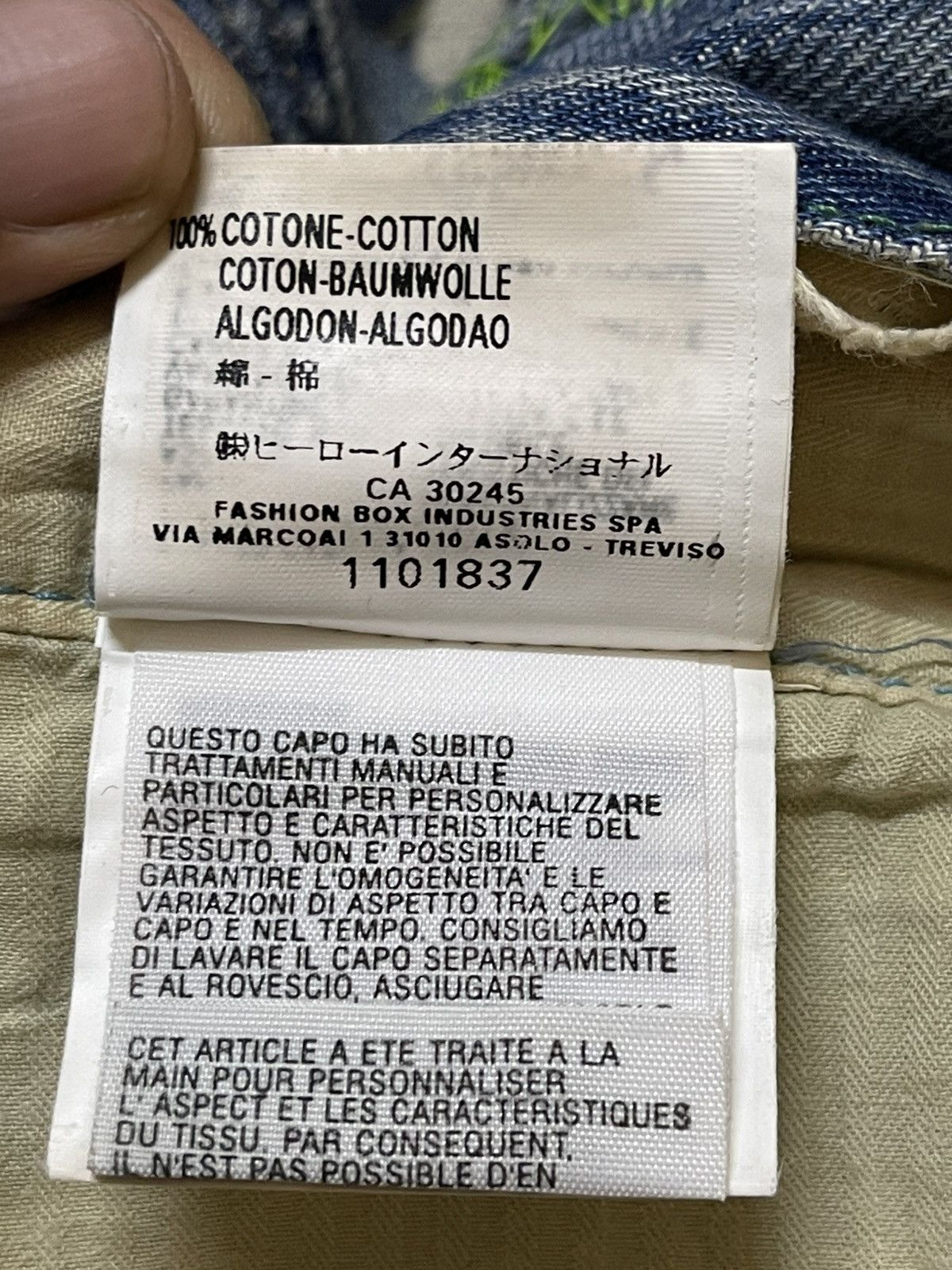 Japanese Brand Vintage Japanese Brand Faded Wash Distressed Loose Jeans Size US 30 / EU 46 - 11 Thumbnail