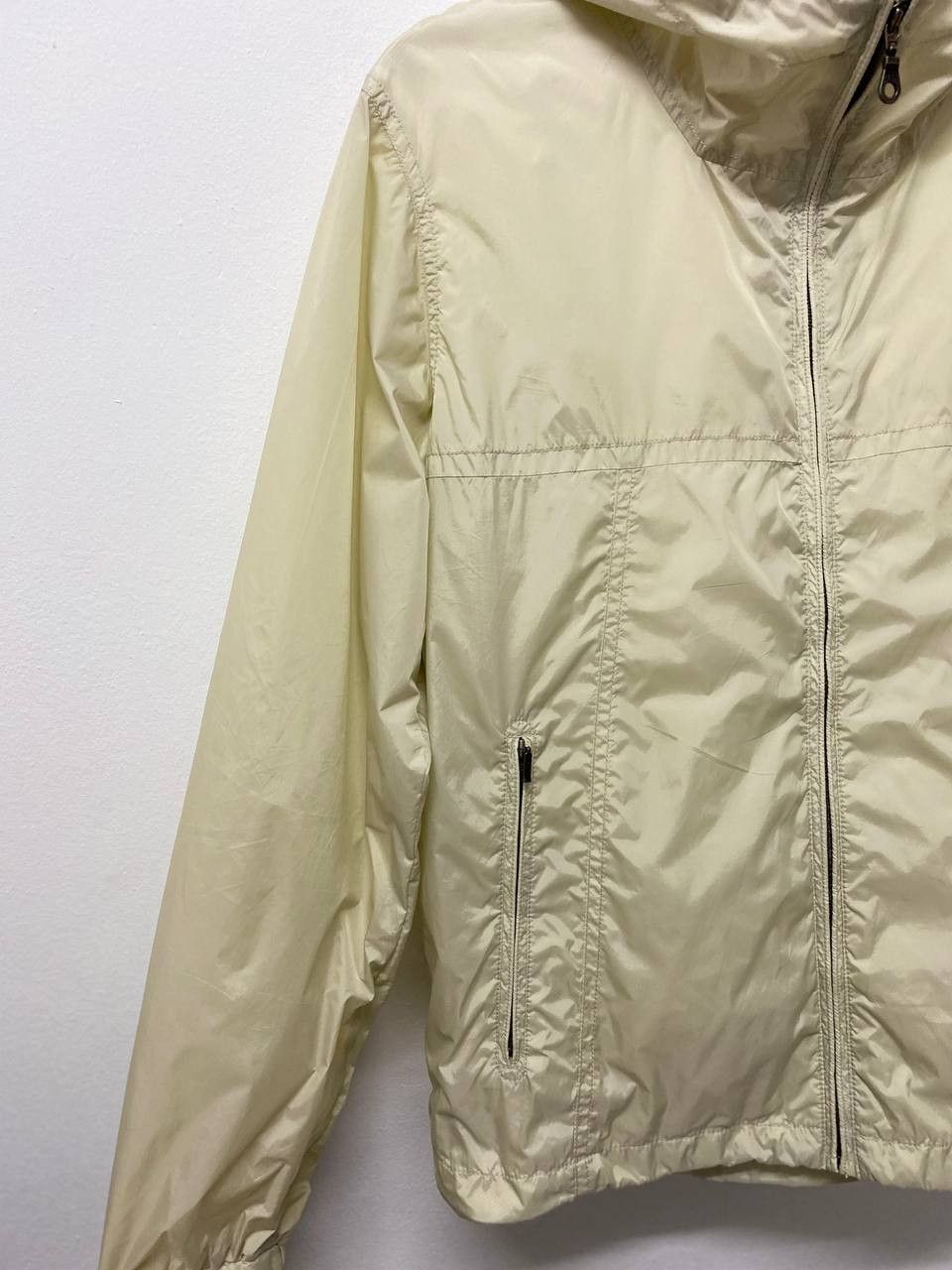 Japanese Brand uniqlo japanese brands light zipper jacket nice design Size US M / EU 48-50 / 2 - 4 Thumbnail