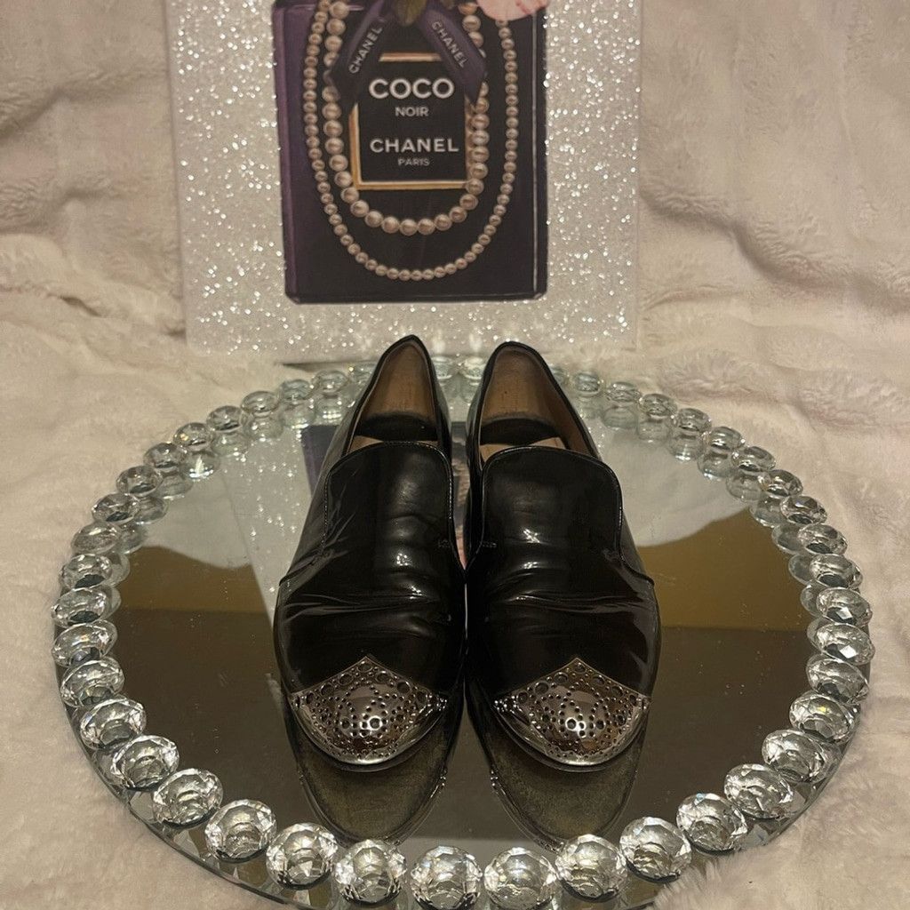Miu Miu Miu Miu Black and Silver Flats with Elegant Design Size US 7 / IT 37 - 1 Thumbnail