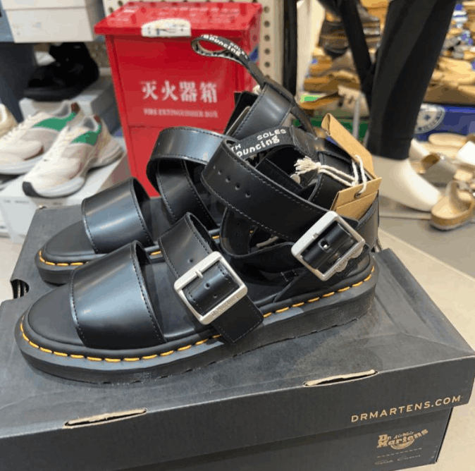 Rick Owens rick owens Roman sandals Size US 10 / IT 40 - 1 Thumbnail