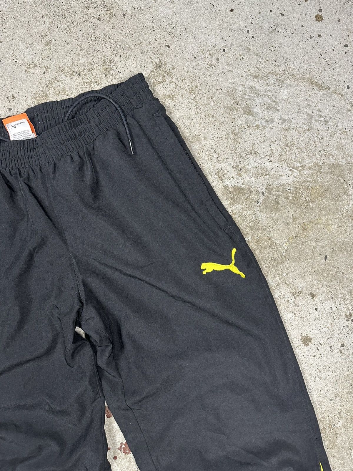Puma Puma x Borussia Dortmund Black Baggy Track Pants Size US 30 / EU 46 - 7 Thumbnail