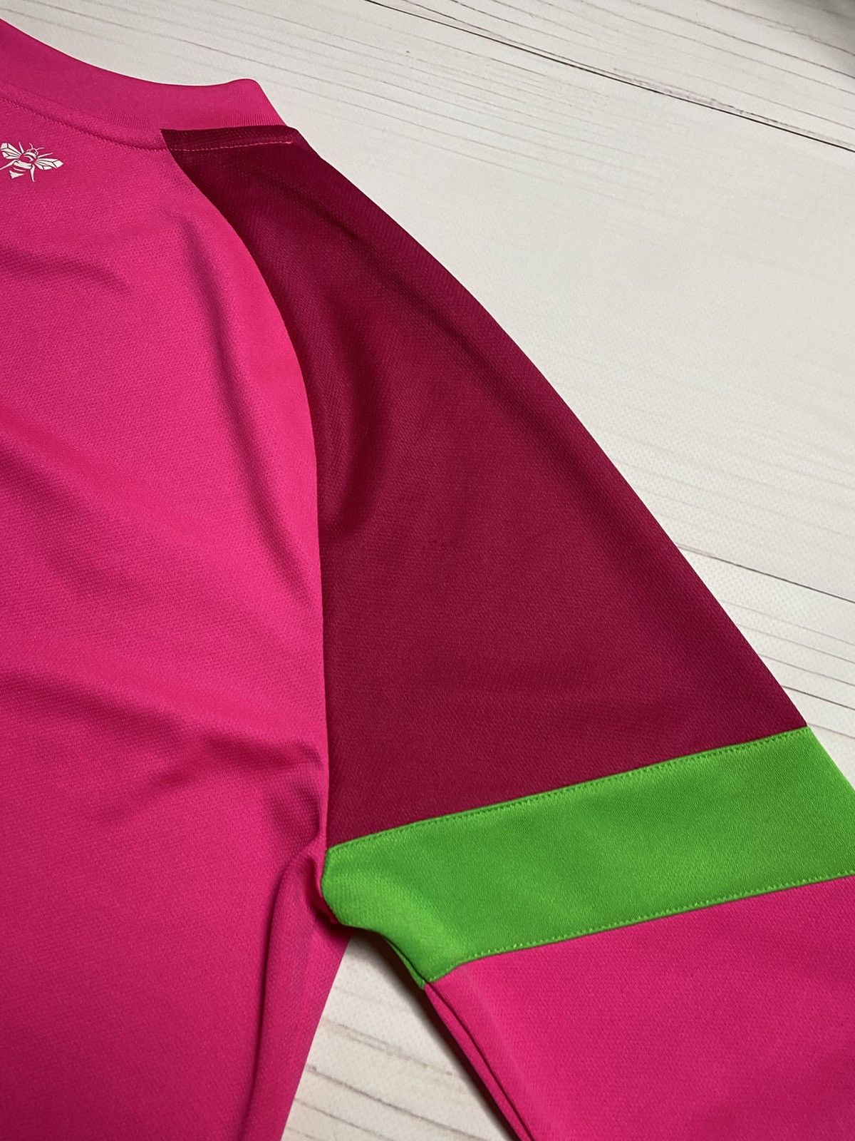 Umbro Umbro Brentford FC 2023/24 goalkeeper home soccer jersey Size US S / EU 44-46 / 1 - 18 Thumbnail