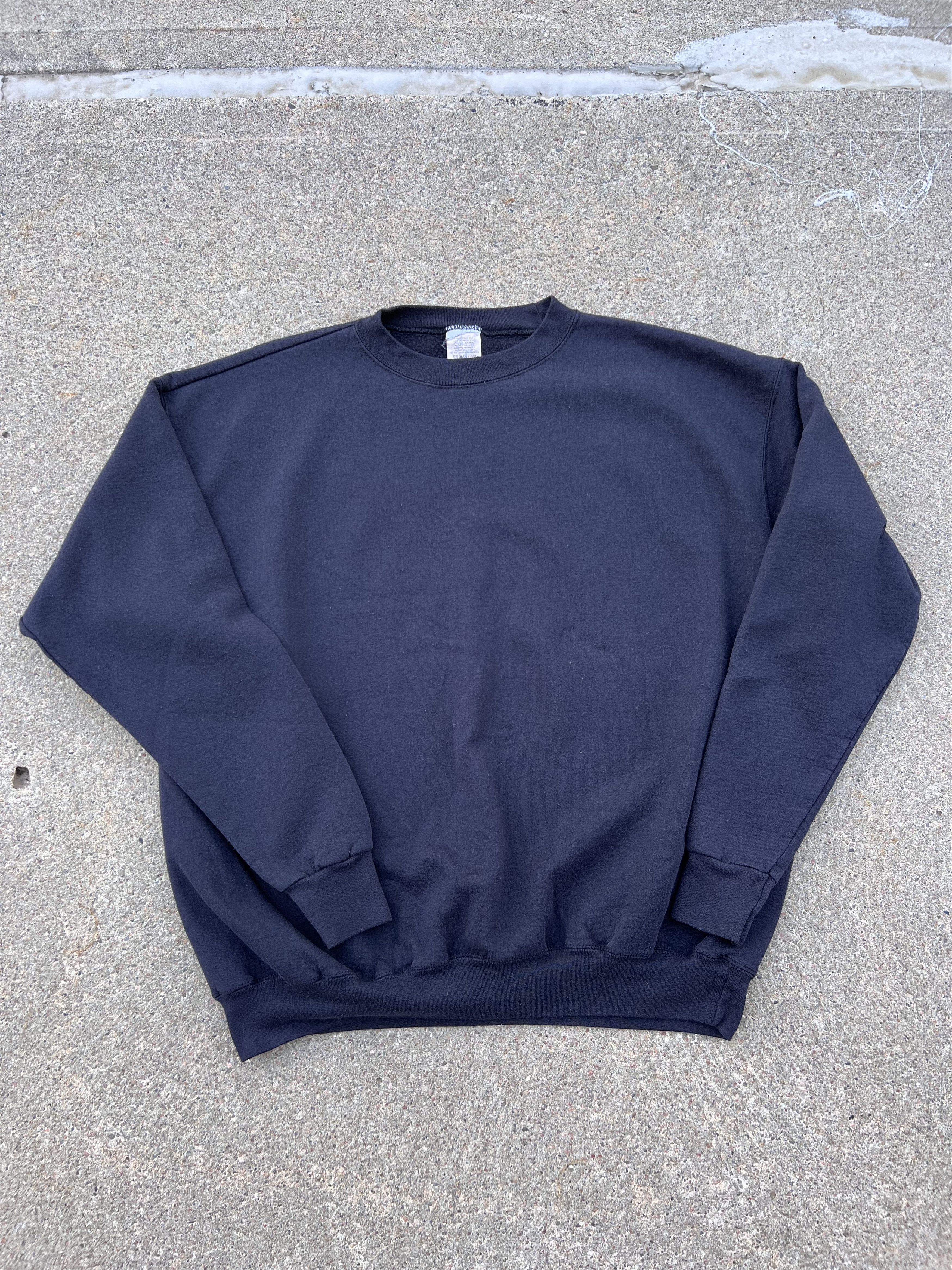 Vintage Vintage 90s Cut Tag Blank Crewneck Sweatshirt in Black Size US L / EU 52-54 / 3 - 1 Thumbnail