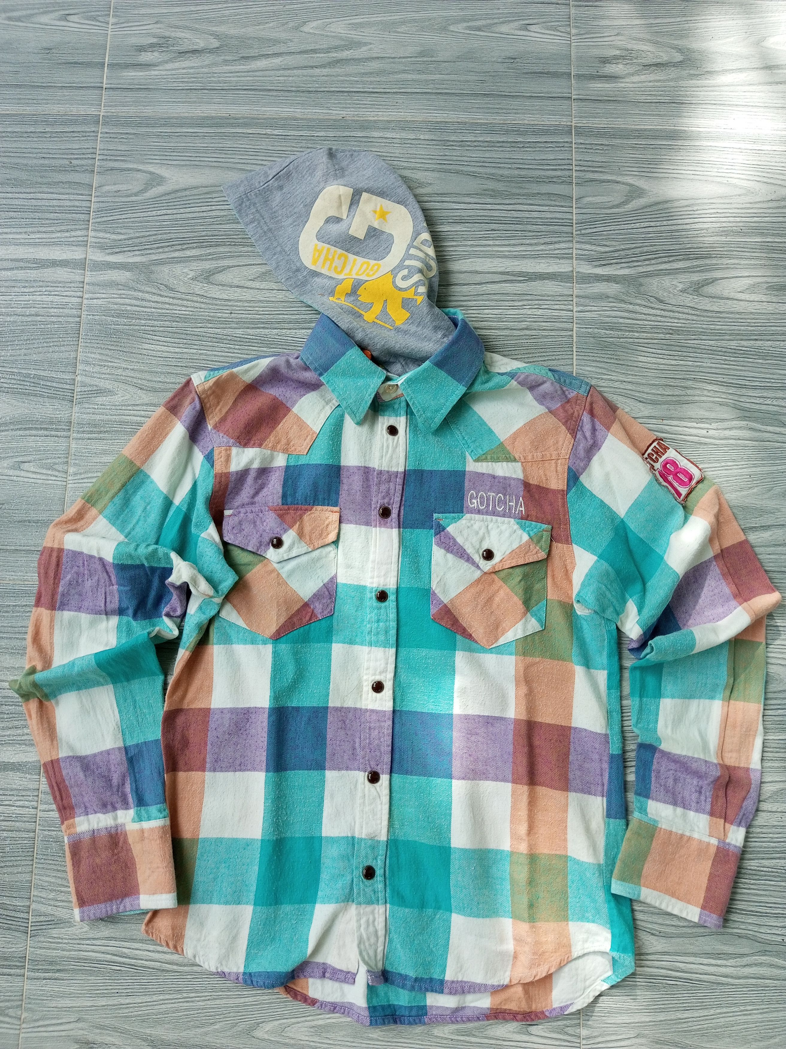 Japanese Brand Vintage Gotcha Flannel Longsleeve Detachable Hoodie Size US S / EU 44-46 / 1 - 11 Thumbnail
