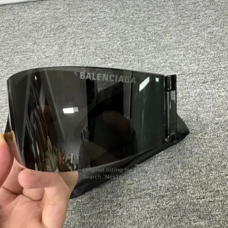 Balenciaga Balenciaga Panther Mask Sunglasses. Size ONE SIZE - 3 Thumbnail