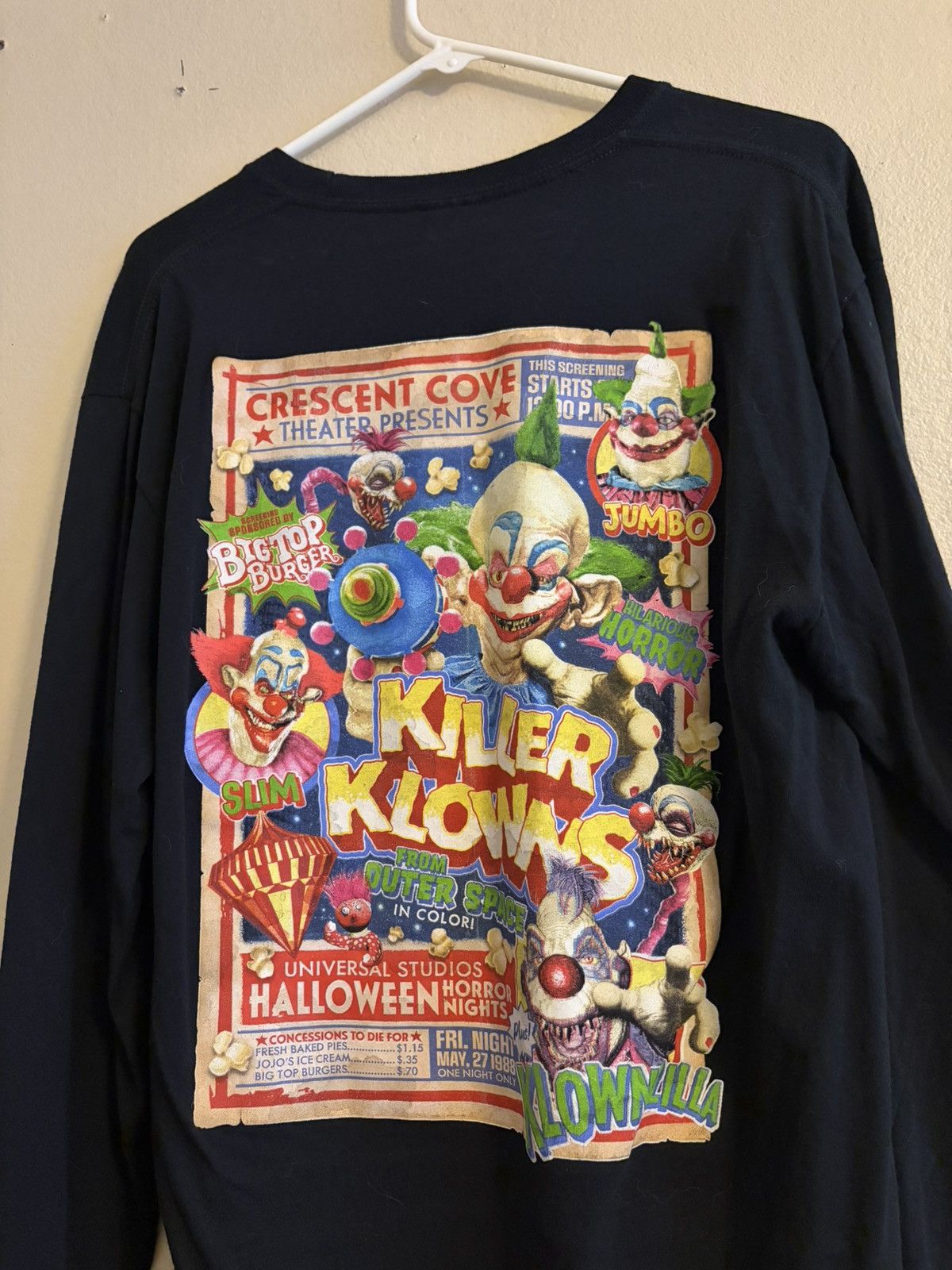 Universal Studios Killer Klowns HHN longsleeve tee Size US L / EU 52-54 / 3 - 4 Thumbnail