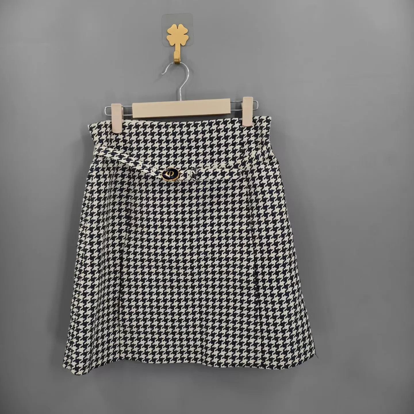 Dior Dior Women's Houndstooth CD Logo Skirt 40 Size 28" / US 6 / IT 42 - 1 Thumbnail
