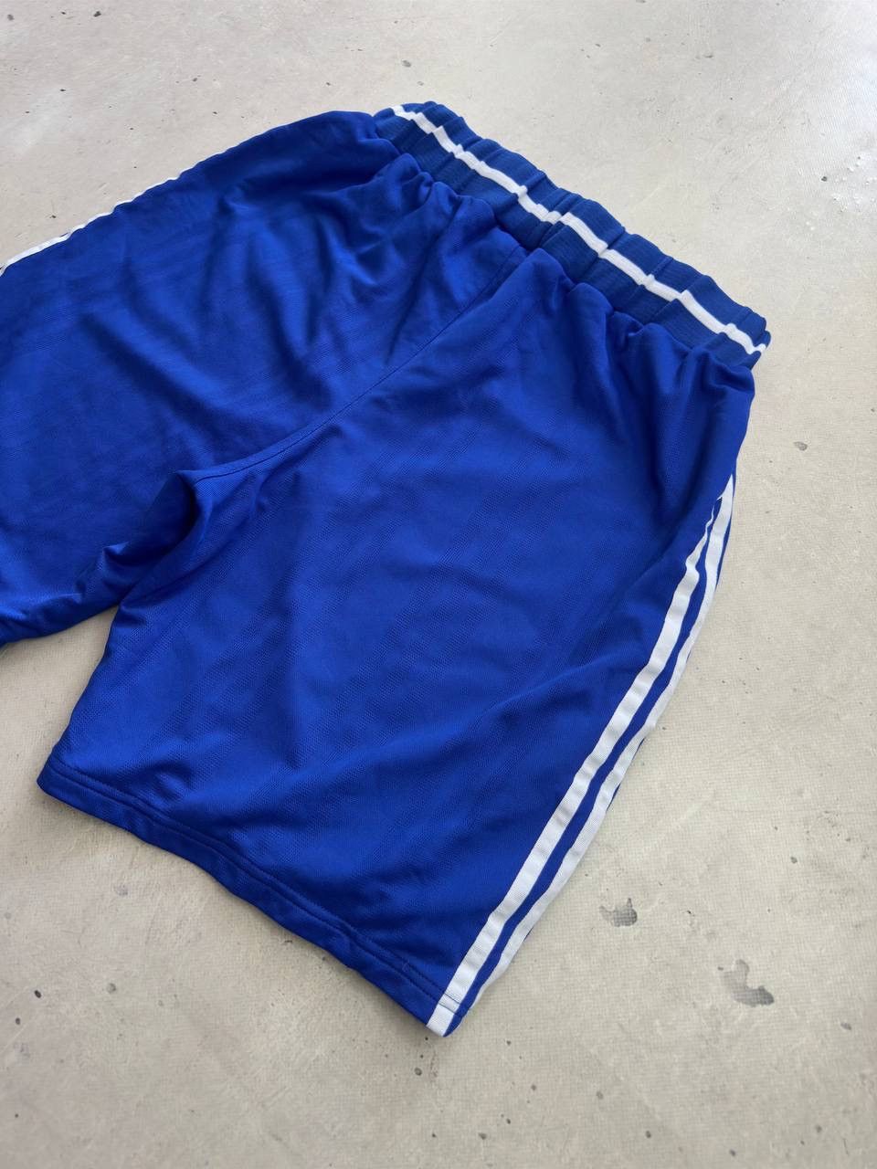 Adidas Vintage Adidas 3-Stripes Athletic Shorts Men’s Large Blue Size US 34 / EU 50 - 10 Thumbnail