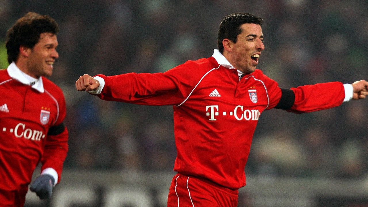 Vintage BAYERN ADIDAS 2005/2006 FOOTBALL HOME JERSEY #10 MAKAAY Size US L / EU 52-54 / 3 - 15 Thumbnail