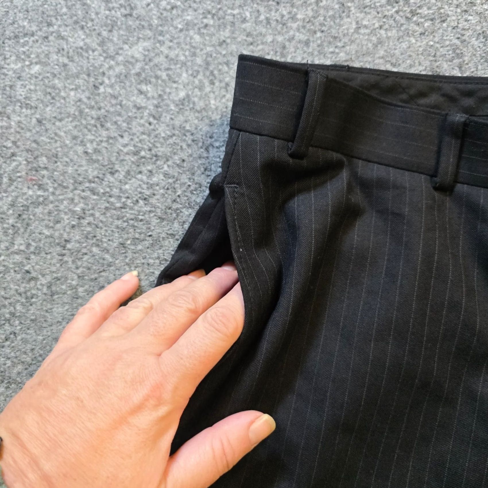 Brooks Brothers Brooks Brothers Pants Mens Size 34x31 Black Wool Flat Front Classic Dress Pants Slacks Career Basic Straight Leg Size US 34 / EU 50 - 4 Thumbnail