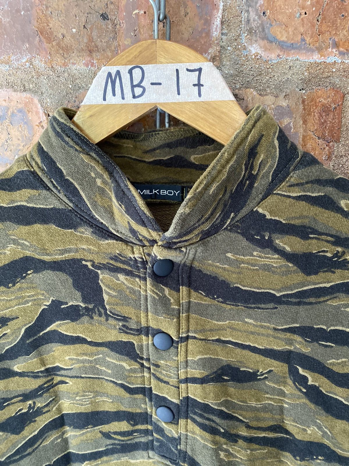 Beauty Beast 🔥AW2005 MILK BOY camo System Vaccs Punk sweatshirt Size US M / EU 48-50 / 2 - 5 Thumbnail