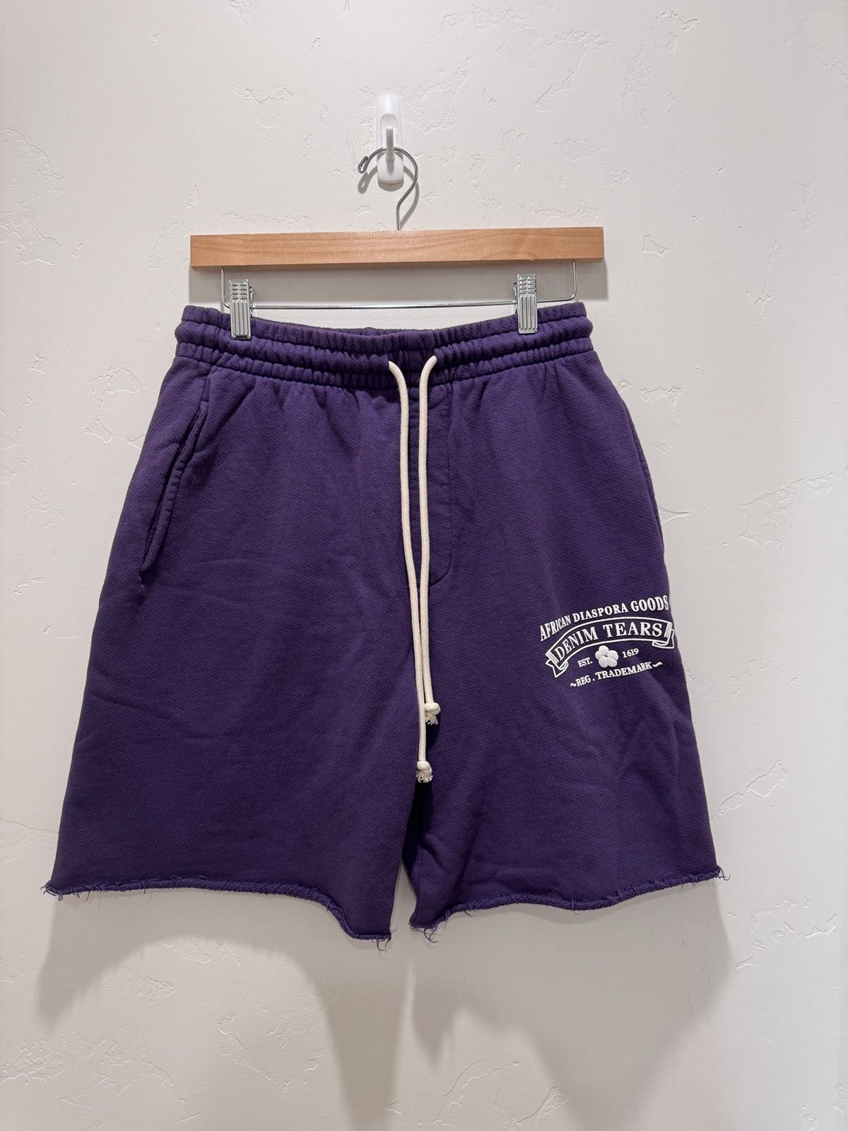 DENIM TEARS Denim Tears ADG Sweatshorts in Washed Purple Size US 30 / EU 46 - 1 Thumbnail