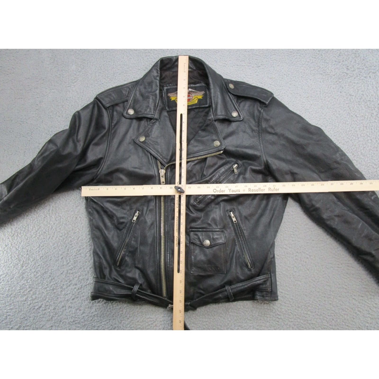 Harley Davidson VINTAGE Harley-Davidson Embossed Eagle Men's Motorcycle Leather Jacket 44 Black Leather Embroidered Logo Zip Buckle Relaxed Fit Riding Pockets Mens Size US S / EU 44-46 / 1 - 6 Thumbnail