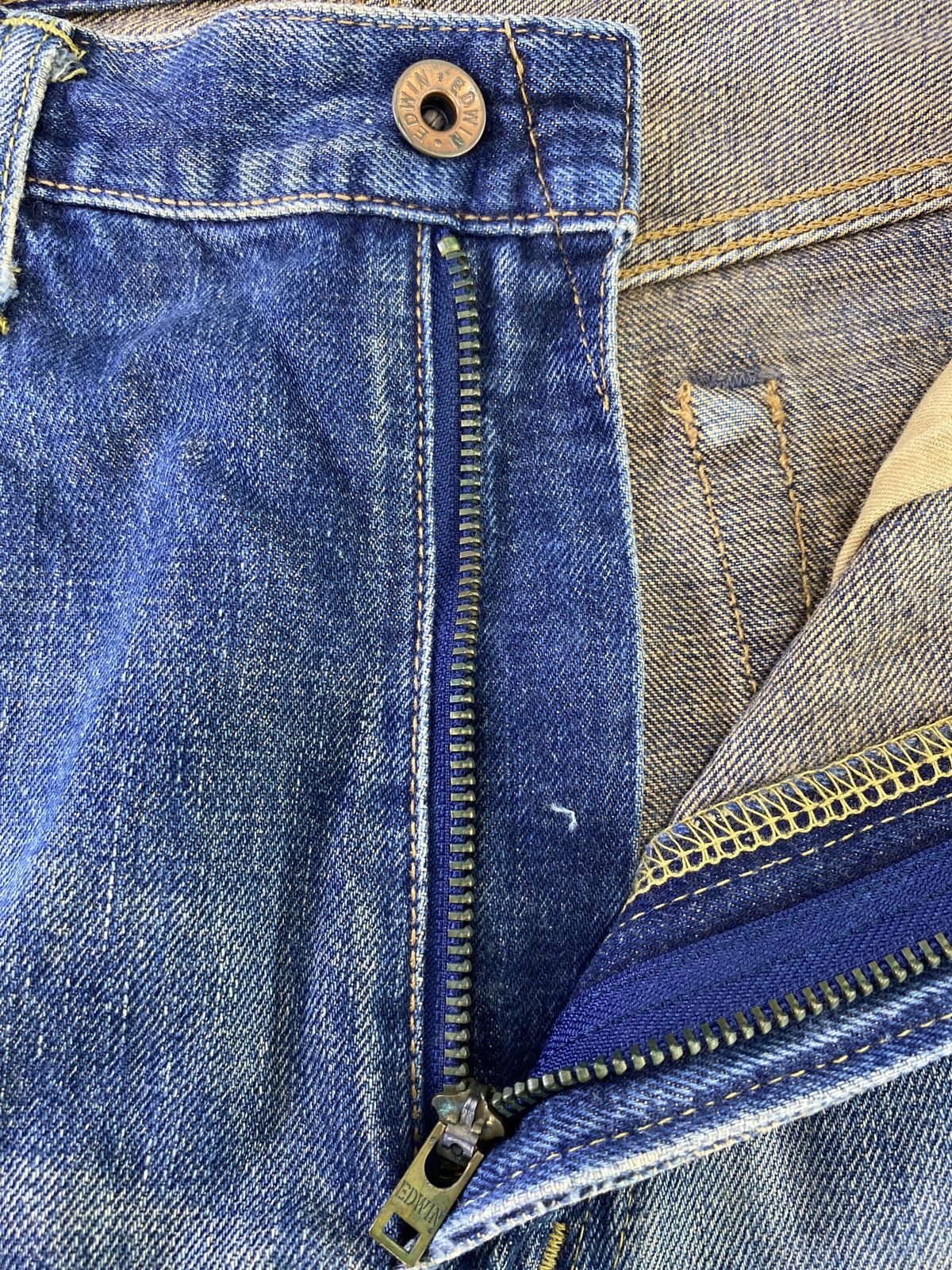 Edwin Edwin 505xx Redline Distressed Blue Wash Jeans- J868 Size US 33 - 6 Thumbnail