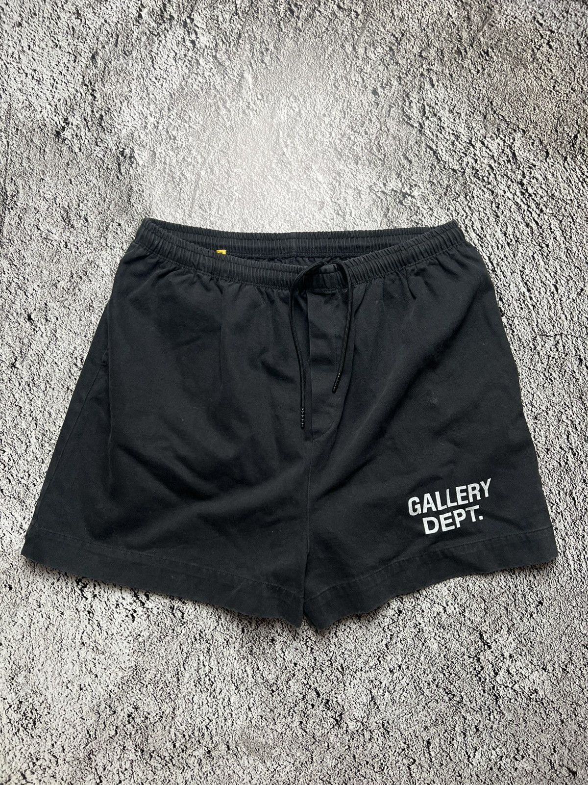 Gallery dept. Gallery zuma shorts black mens medium
