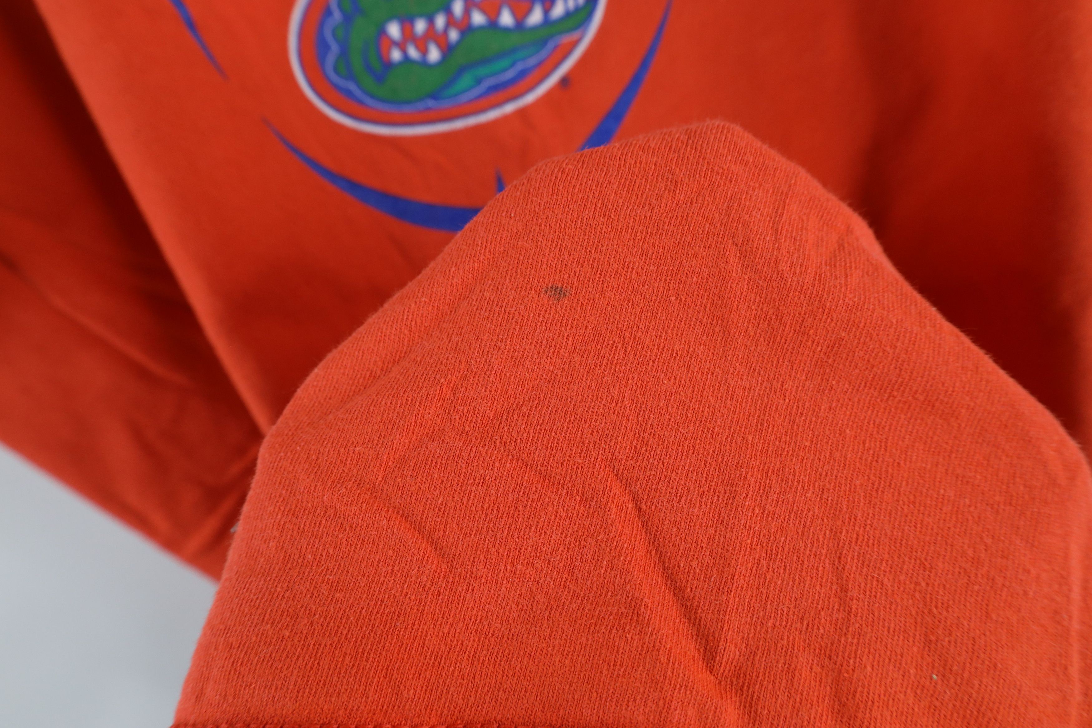 Nike × Vintage Vintage Nike Swoosh University of Florida Football T-Shirt Size US XXL / EU 58 / 5 - 5 Thumbnail