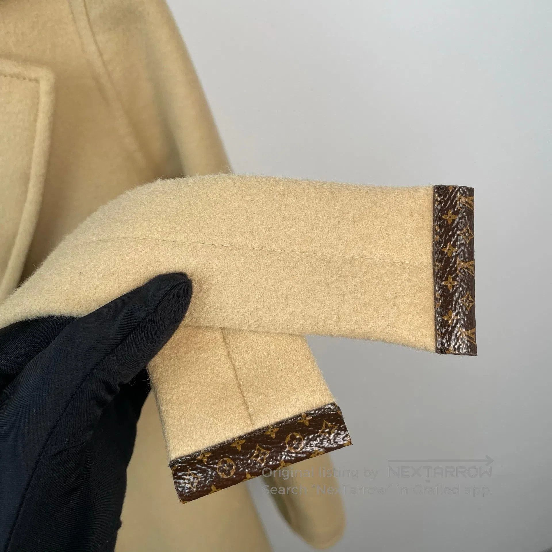 Louis Vuitton Louis Vuitton Beige Lined All-Over Print Belted Coat| Size XXS / US 00 / IT 34 - 9 Thumbnail