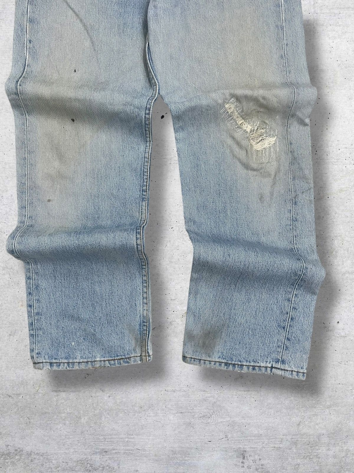 Levi's Vintage Clothing VINTAGE 501 LEVIS USA DESIGNER 90S OG RIPPED MUDWASH DENIM Size US 32 / EU 48 - 3 Thumbnail