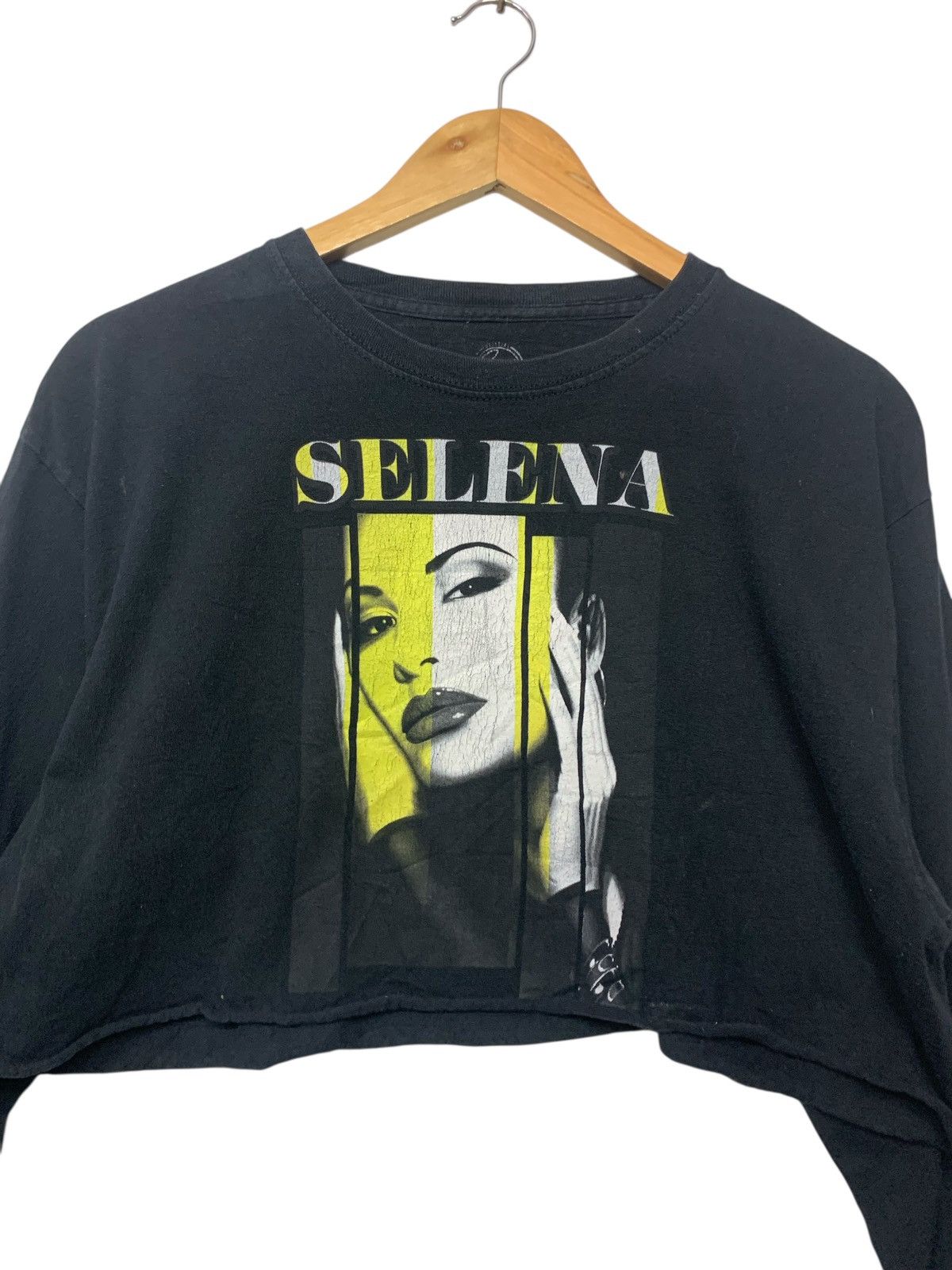 Band Tees Rare Selena Quintanilla Crop Tops Longsleeve T Shirt Size L / US 10 / IT 46 - 4 Thumbnail