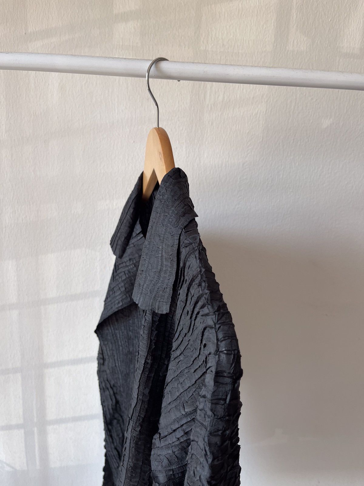 Issey Miyake × Pleats Please Issey Miyake Rare Issey Miyake Wood Skin Style Cardigan Size US M / EU 48-50 / 2 - 5 Thumbnail