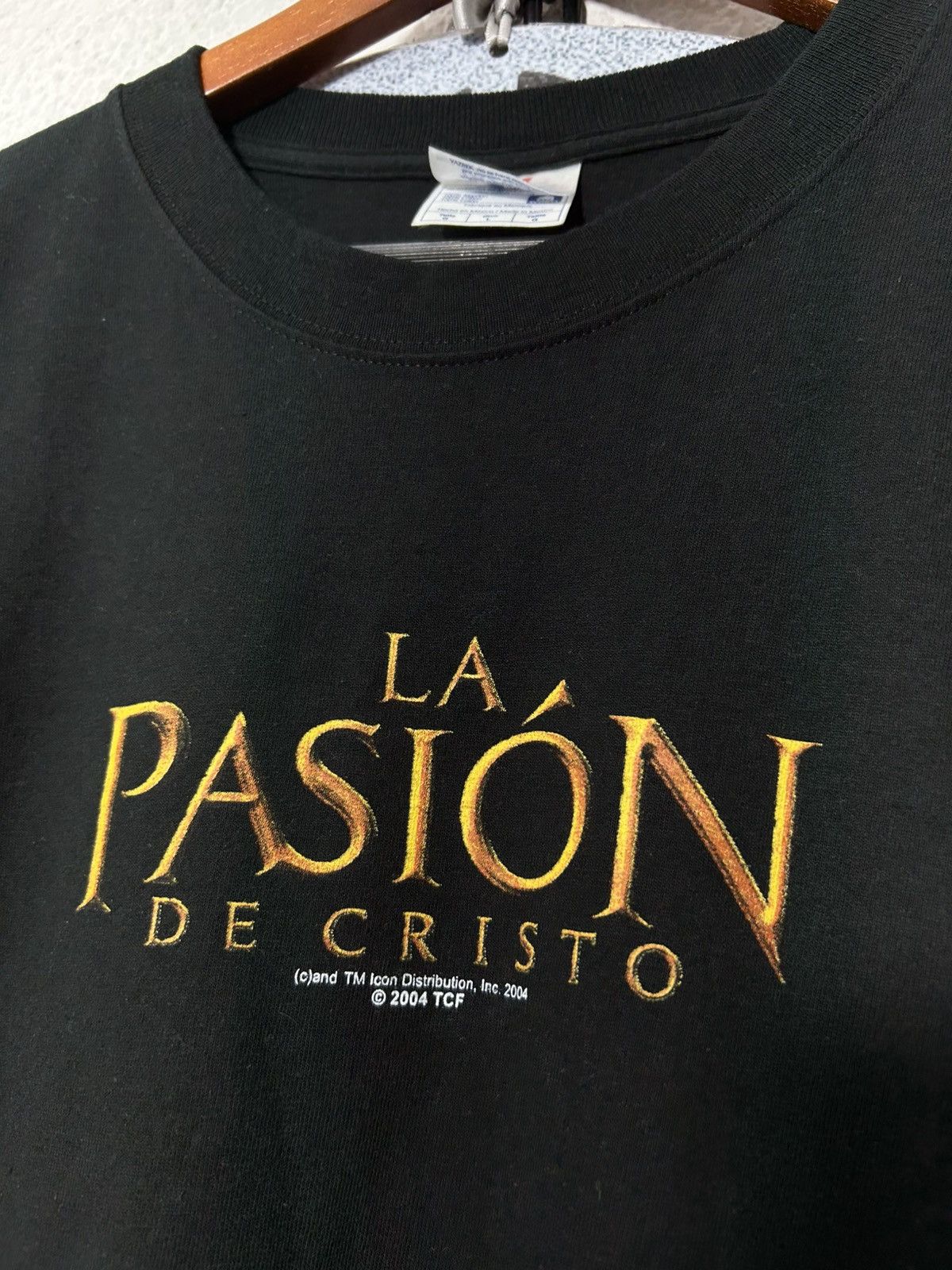 Mexicana × Vintage 2004 La Pasión de Cristo (The Passion of Christ) Movie Promo Size US L / EU 52-54 / 3 - 2 Thumbnail