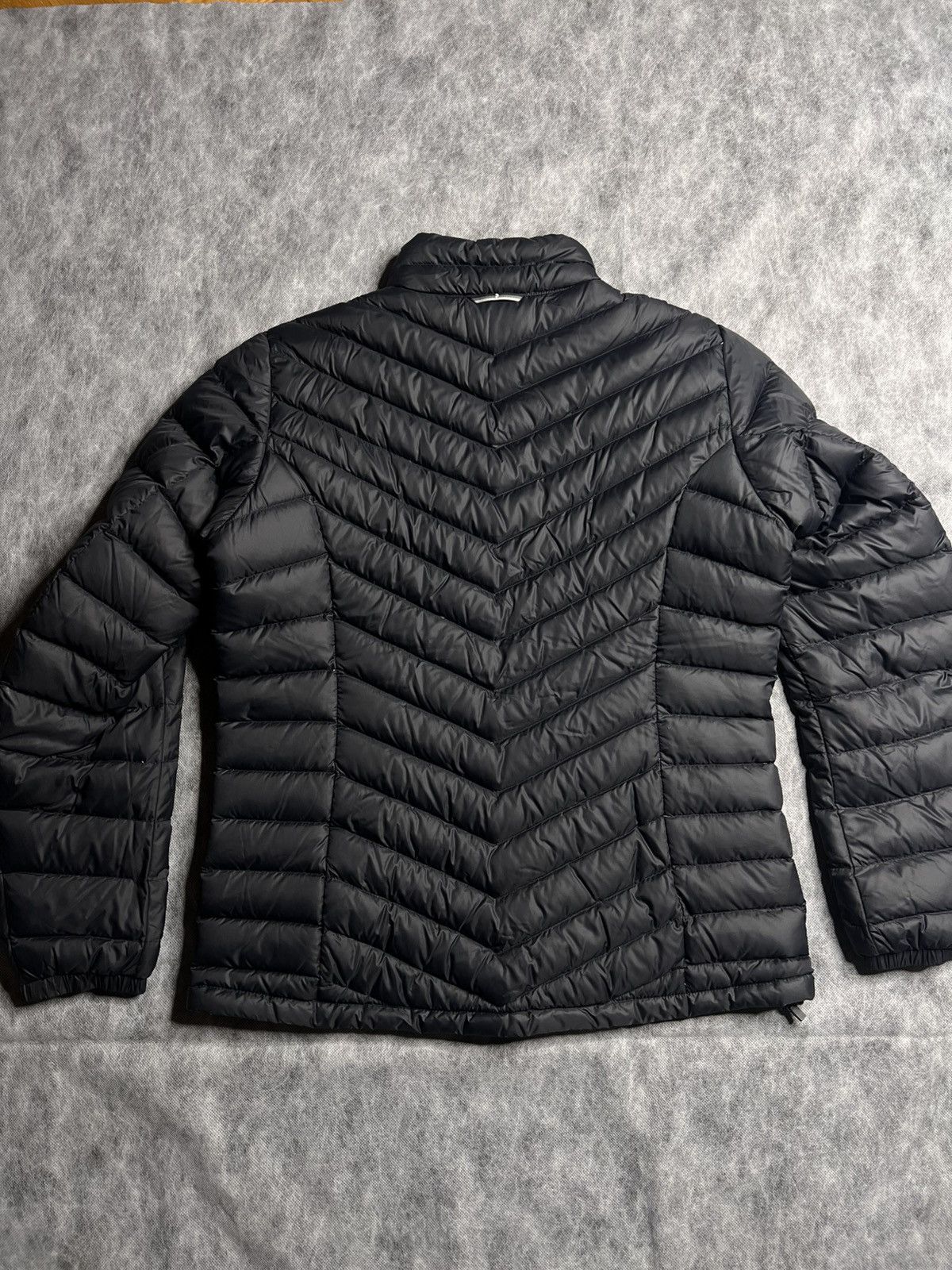 Peak Performance Women’s Black Peak Performance Down Jacket Size L Size L / US 10 / IT 46 - 2 Thumbnail