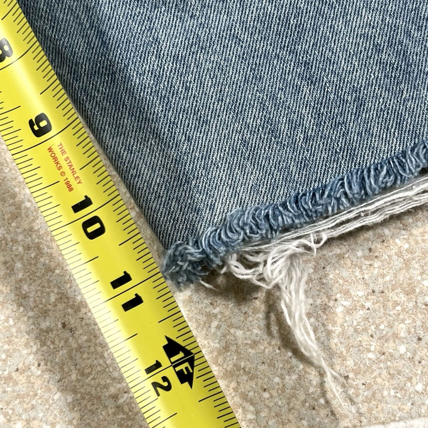 Levi's VINTAGE Levi's 511 Jeans Shorts Distressed Light Blue Denim 28 Men Size US 28 / EU 44 - 6 Thumbnail
