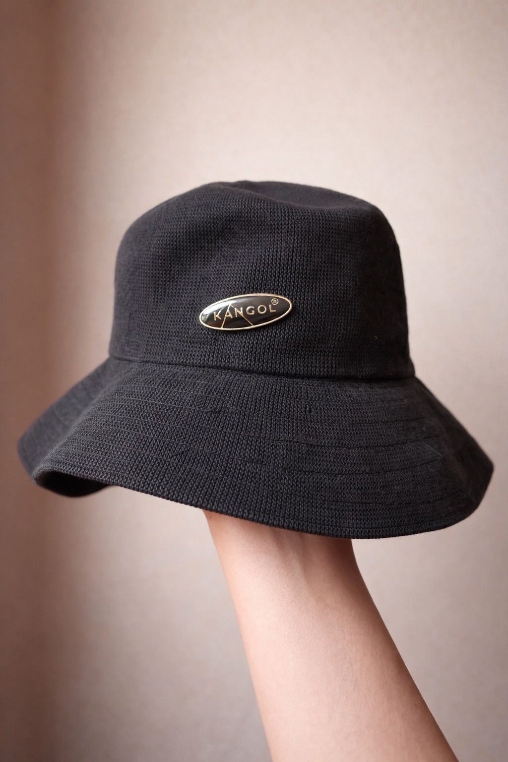 Kangol Kangol Cotton Crusher Bucket Hat Black England Metal Logo Size ONE SIZE - 2 Thumbnail