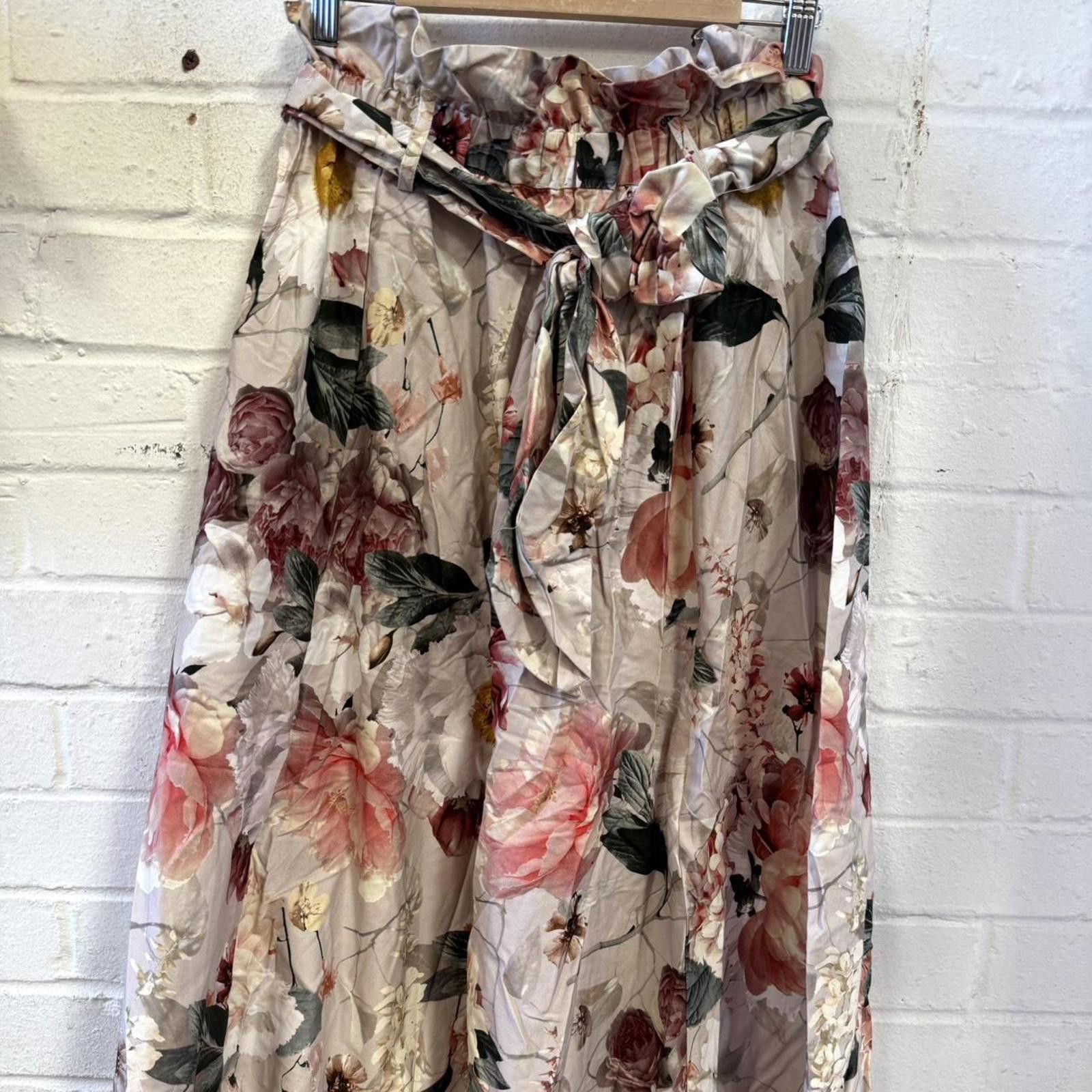 Other Women's Multi and Pink Skirt Size 26" / US 2 / IT 38 - 1 Thumbnail