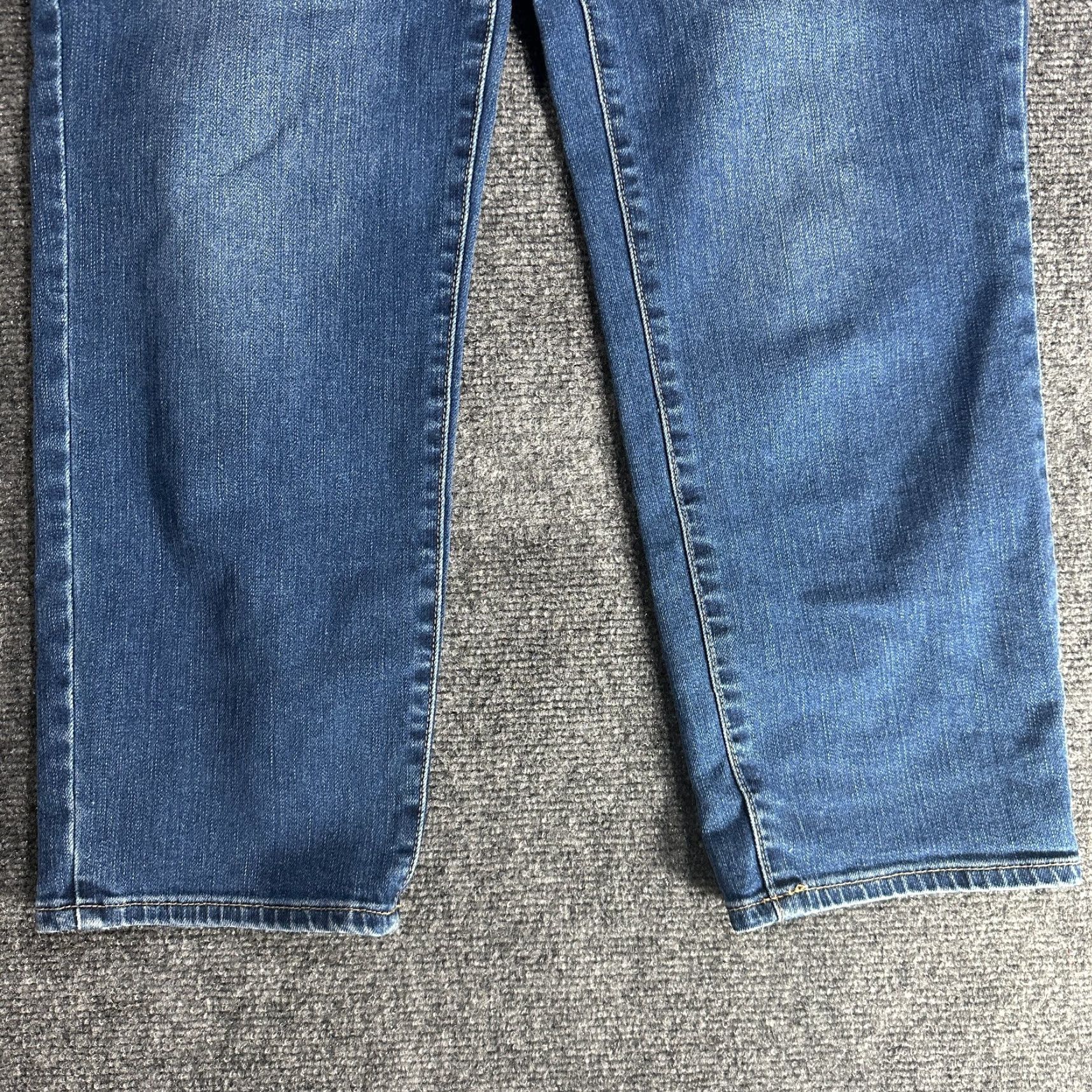 Talbots Talbots Jeans Womens 8 Straight Crop Cotton Stretch Pockets Medium Wash Blue Regular 5-Pocket Denim Straight Crop Mens Womens Boys Girls Size 30" / US 8 / IT 44 - 2 Thumbnail