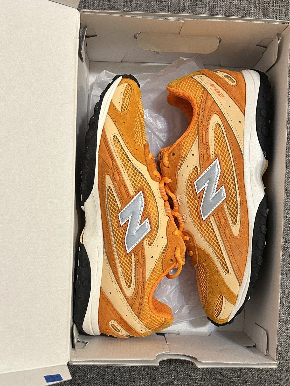 Kith × New Balance BRAND NEW New Balance x Kith Orange 204L Size US 9 / EU 42 - 5 Thumbnail